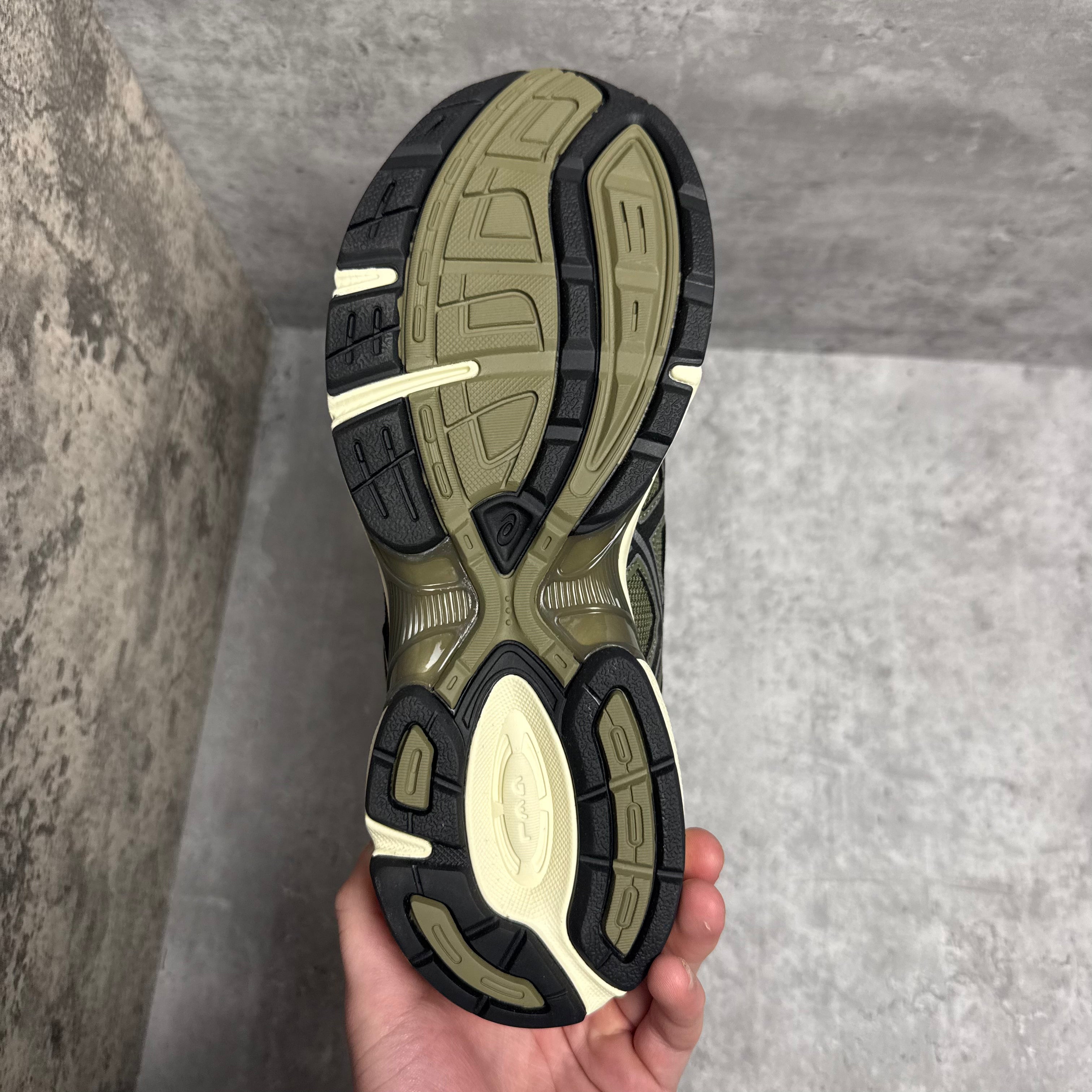 ASICS Gel-1130 Irvine / Black - Cheshire Creps