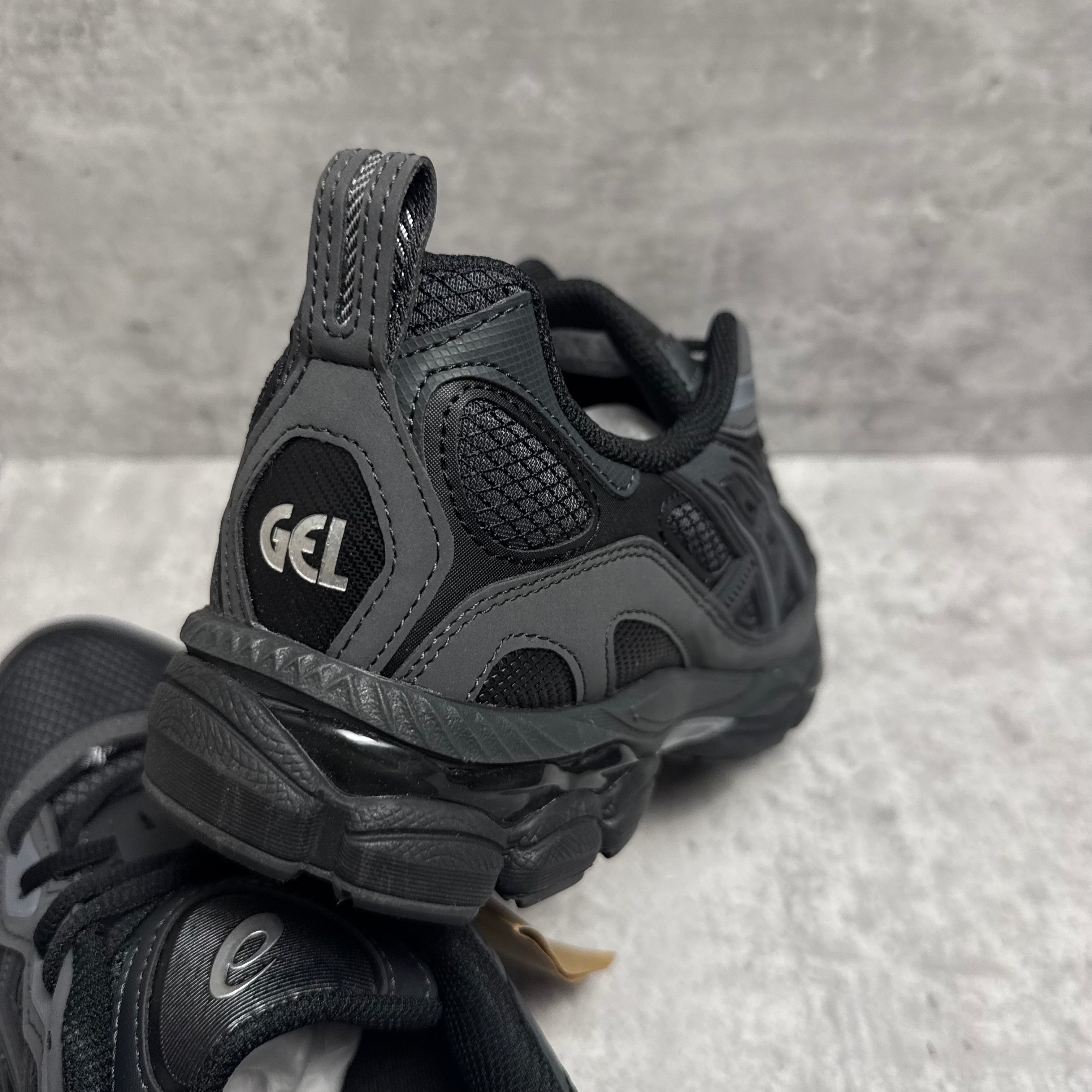 ASICS Gel-NYC RGD Black - Cheshire Creps