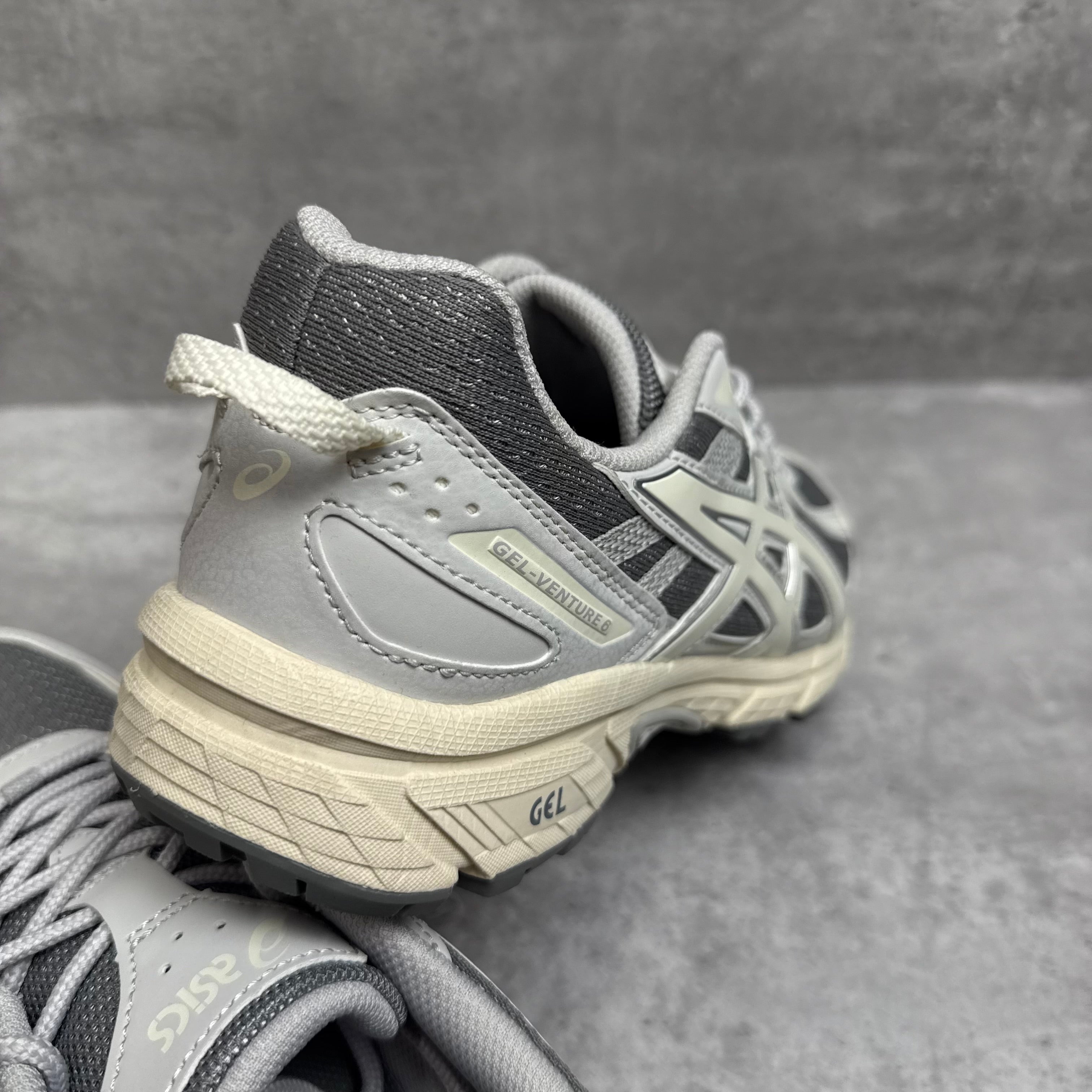 ASICS Gel-Venture 6 Clay Grey - Cheshire Creps 