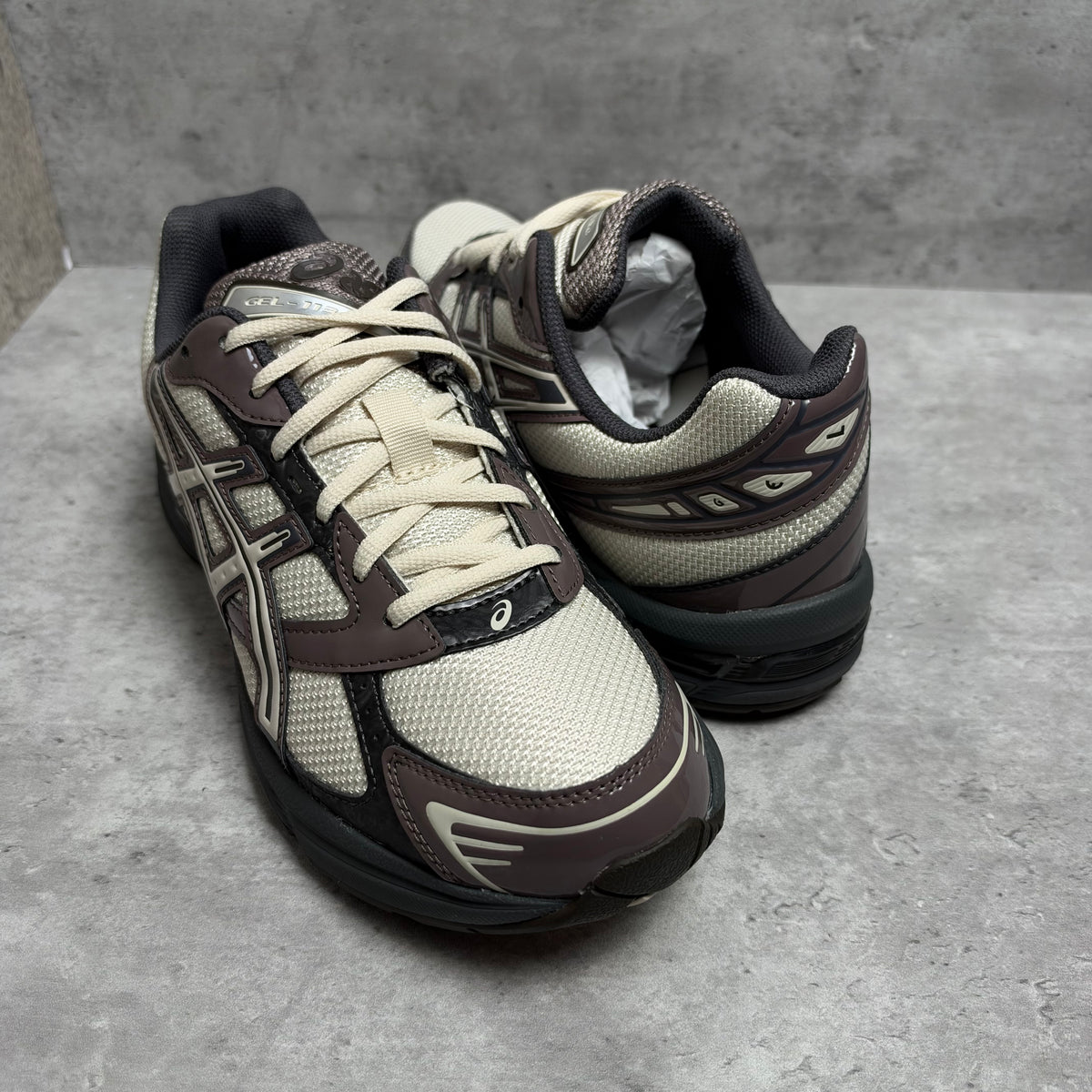 Asics Gel-1130 Oatmeal Obsidian