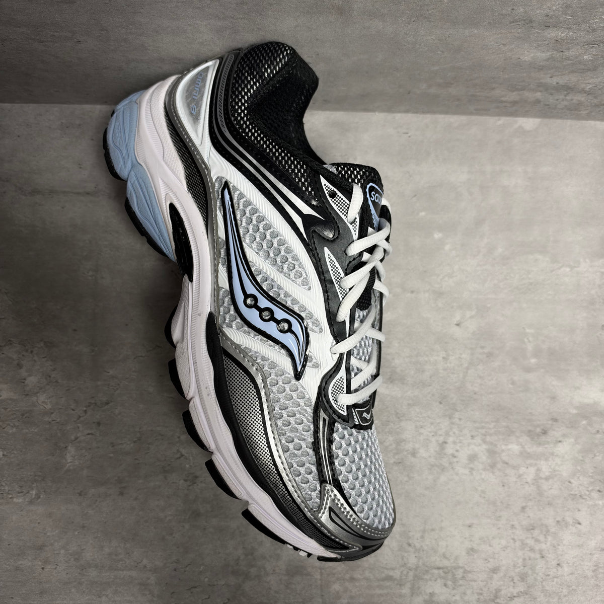 Saucony ProGrid Omni 9 OG 'Sky Blue'