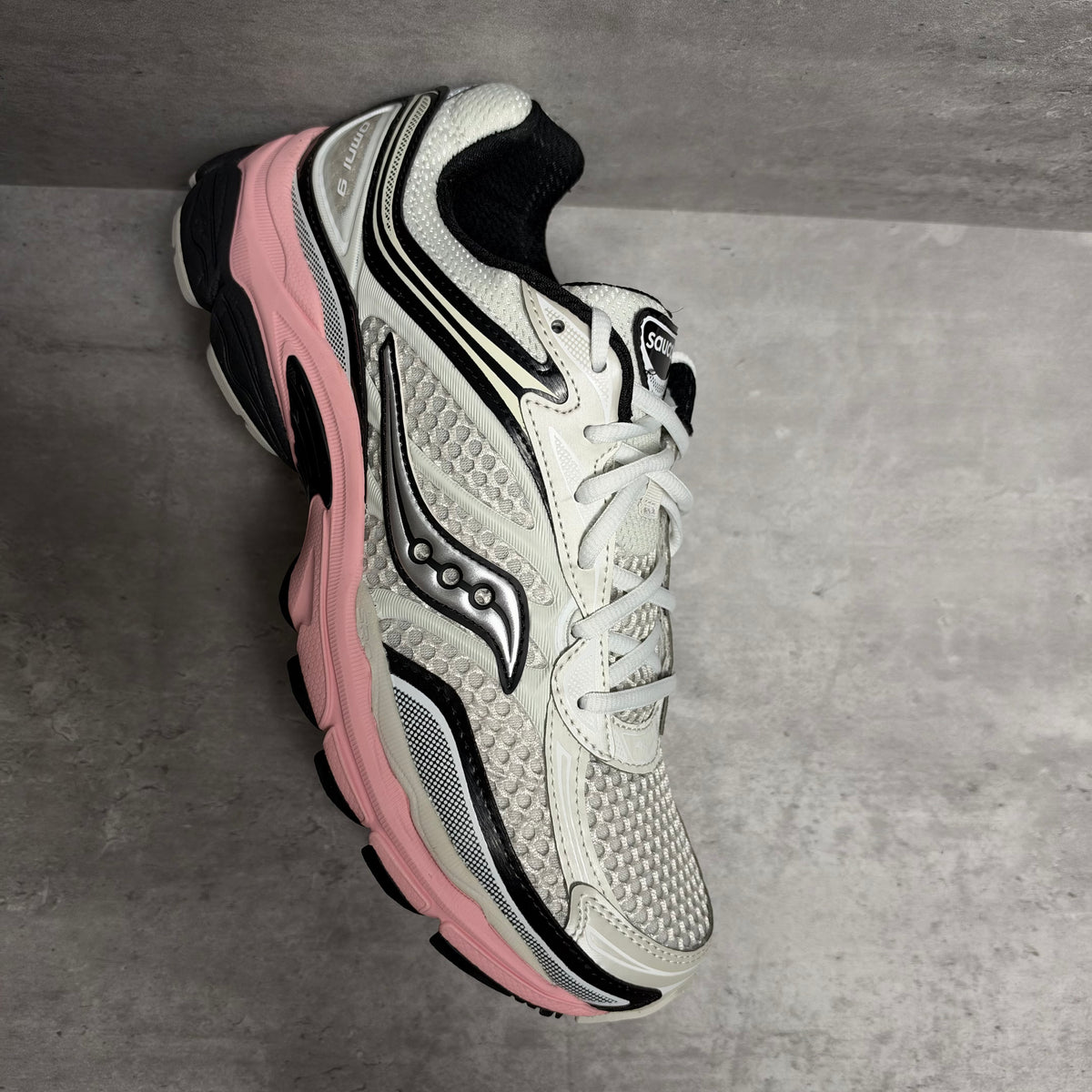 Saucony Progrid Omni 9 OG 'Quartz Touch'
