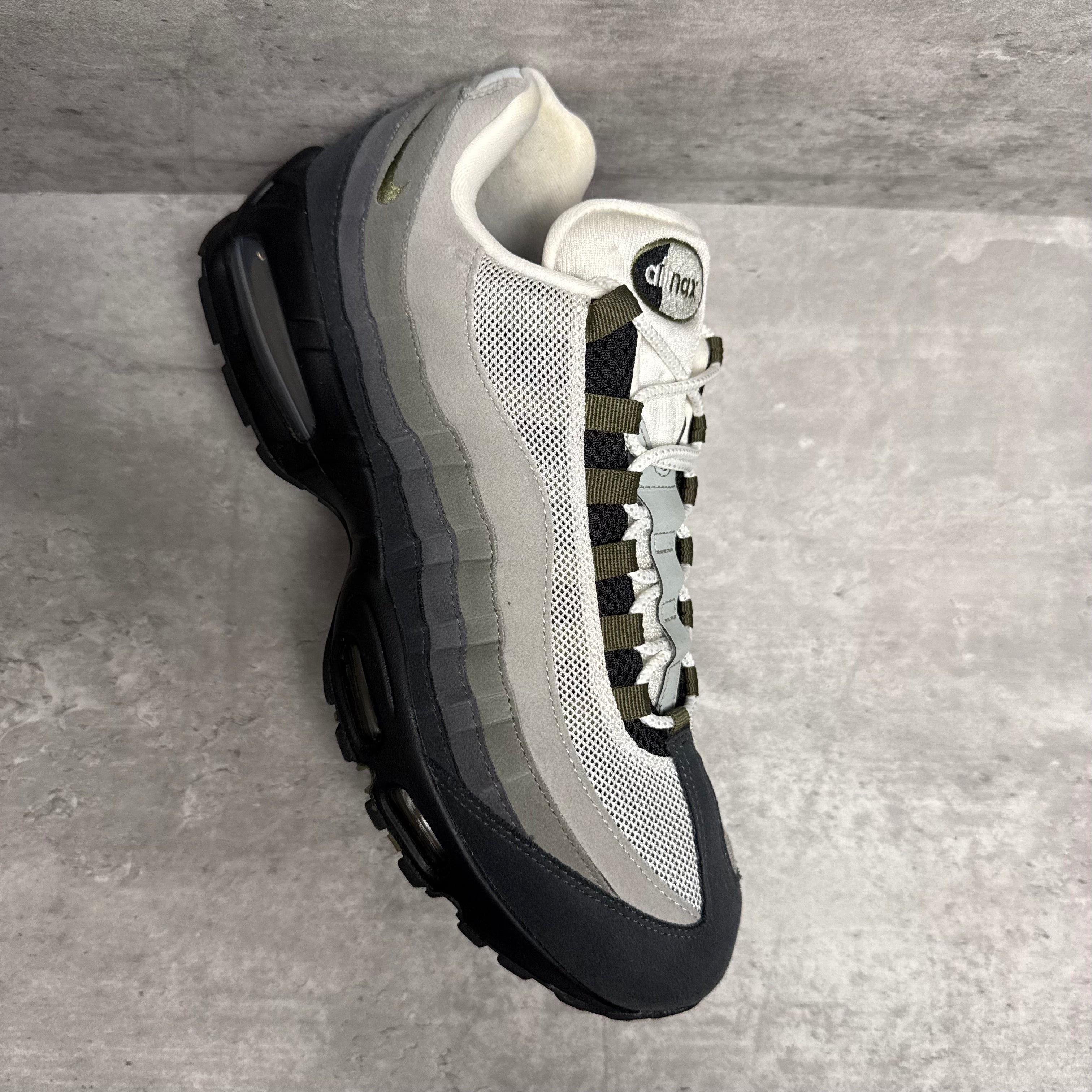 Nike Airmax 95 Medium Olive