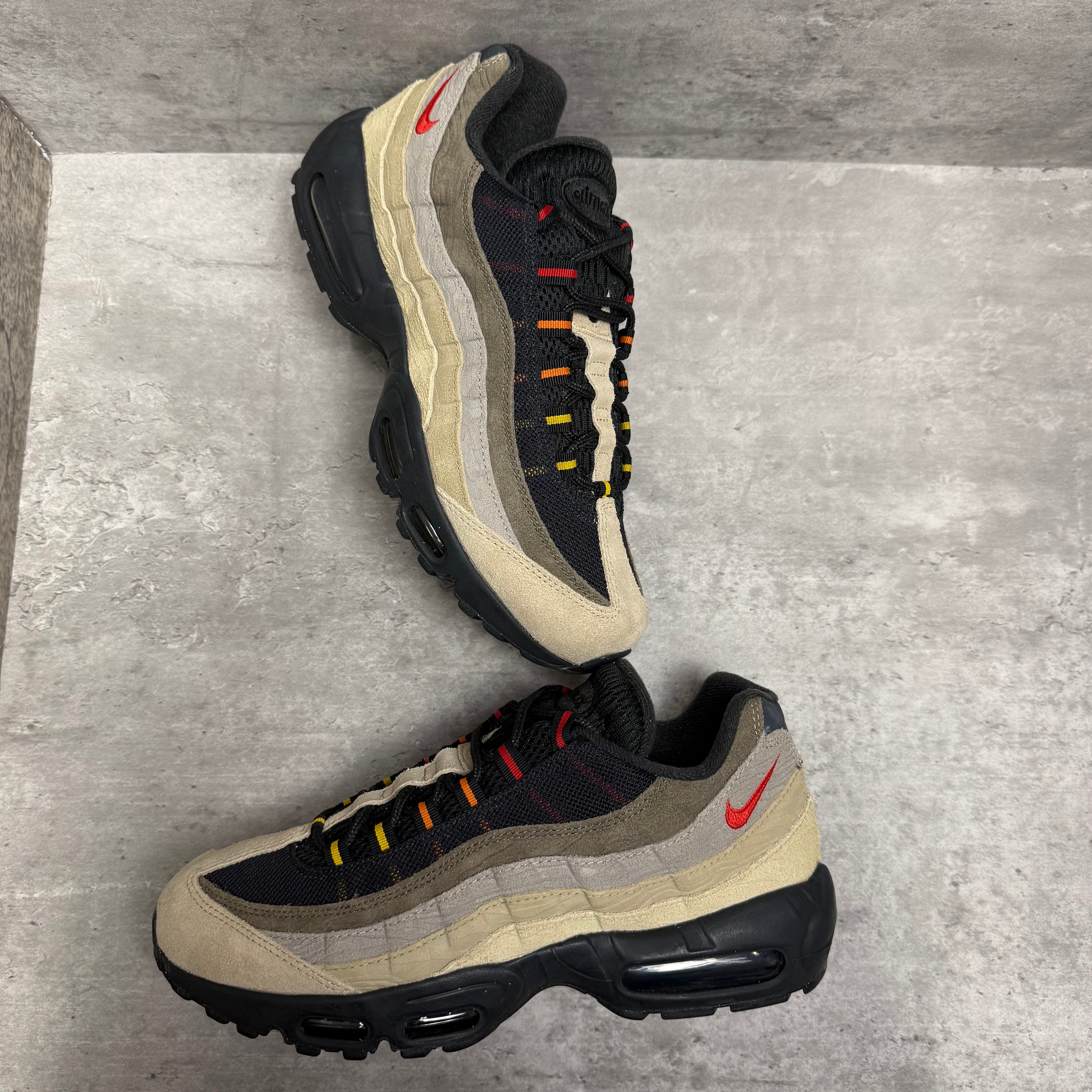 Nike Air Max 95 Topographic