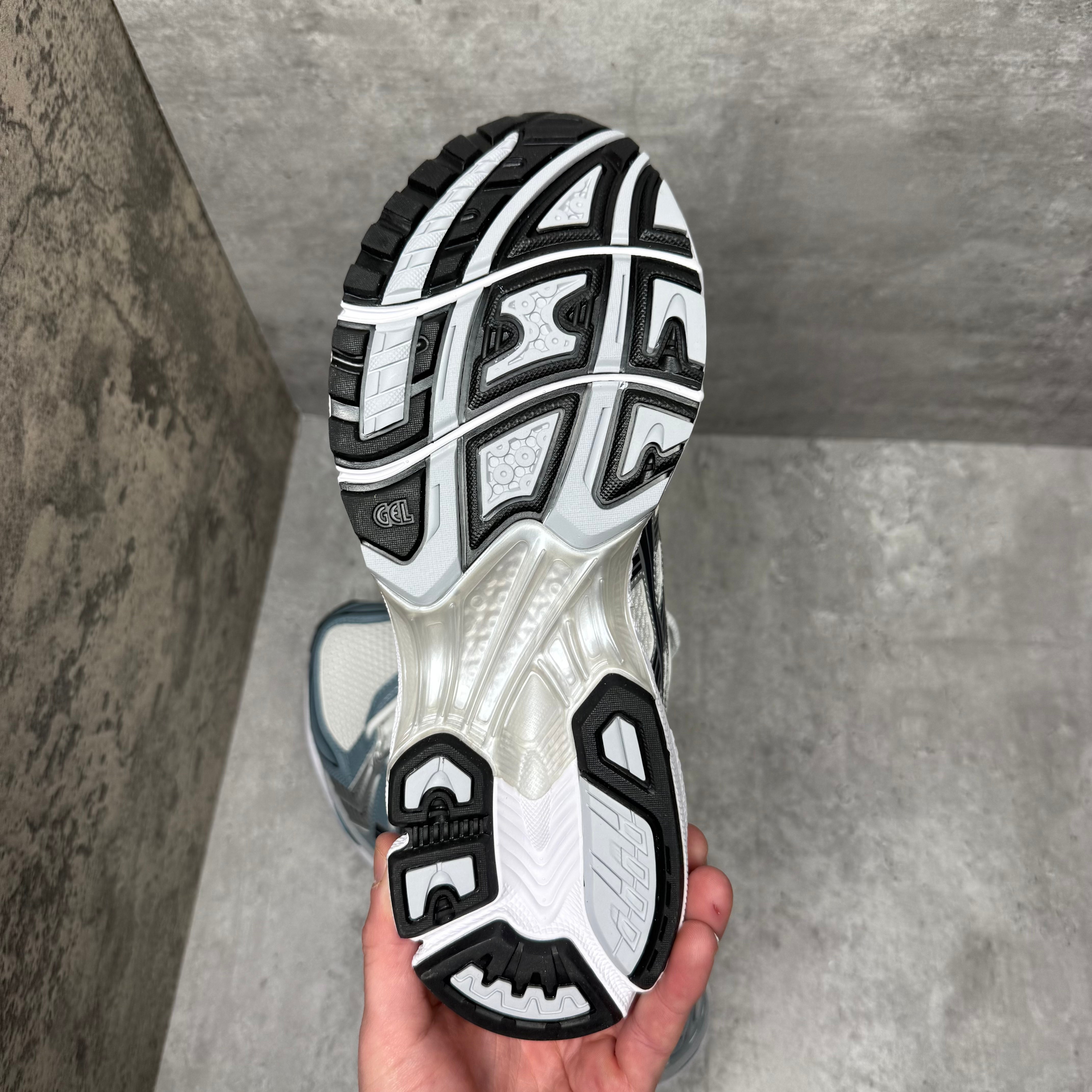 ASICS Gel-Kayano 14 Fjord Grey