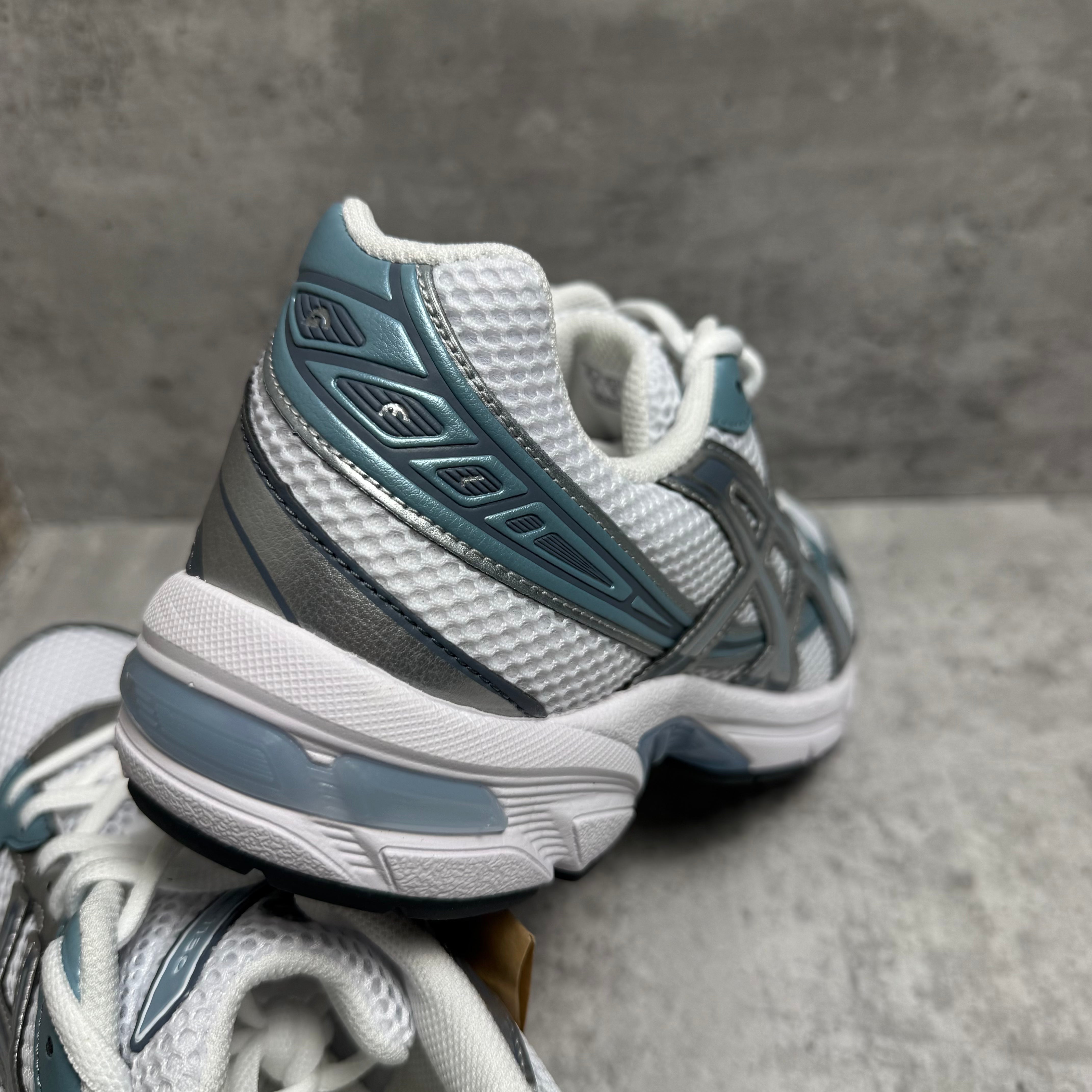 ASICS Gel-1130 Shark skin