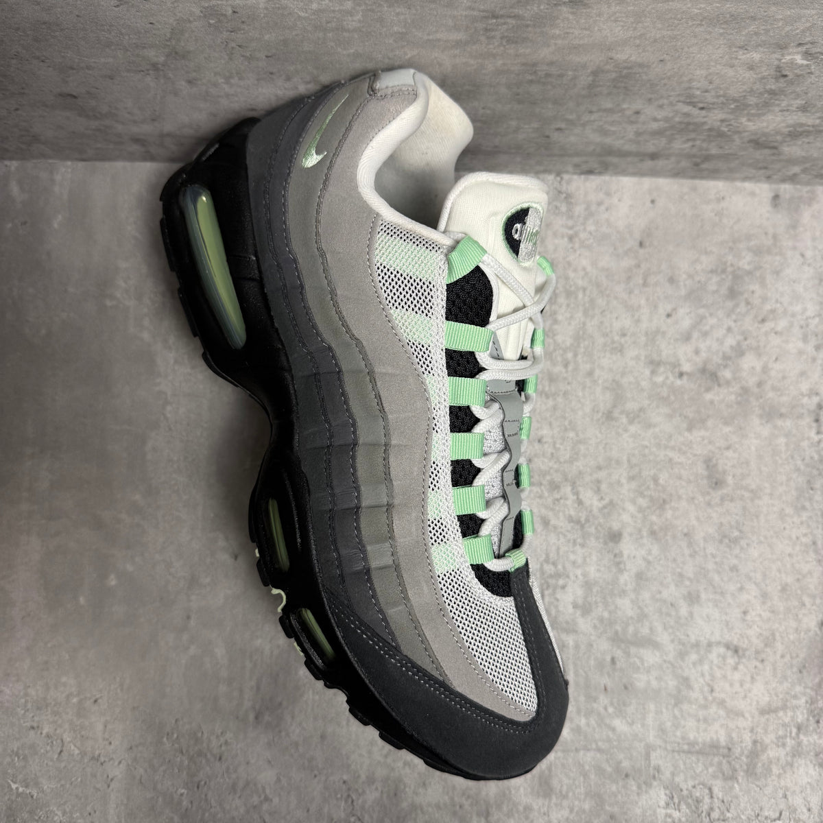 Nike Air Max 95 'Fresh Mint' - Cheshire Creps