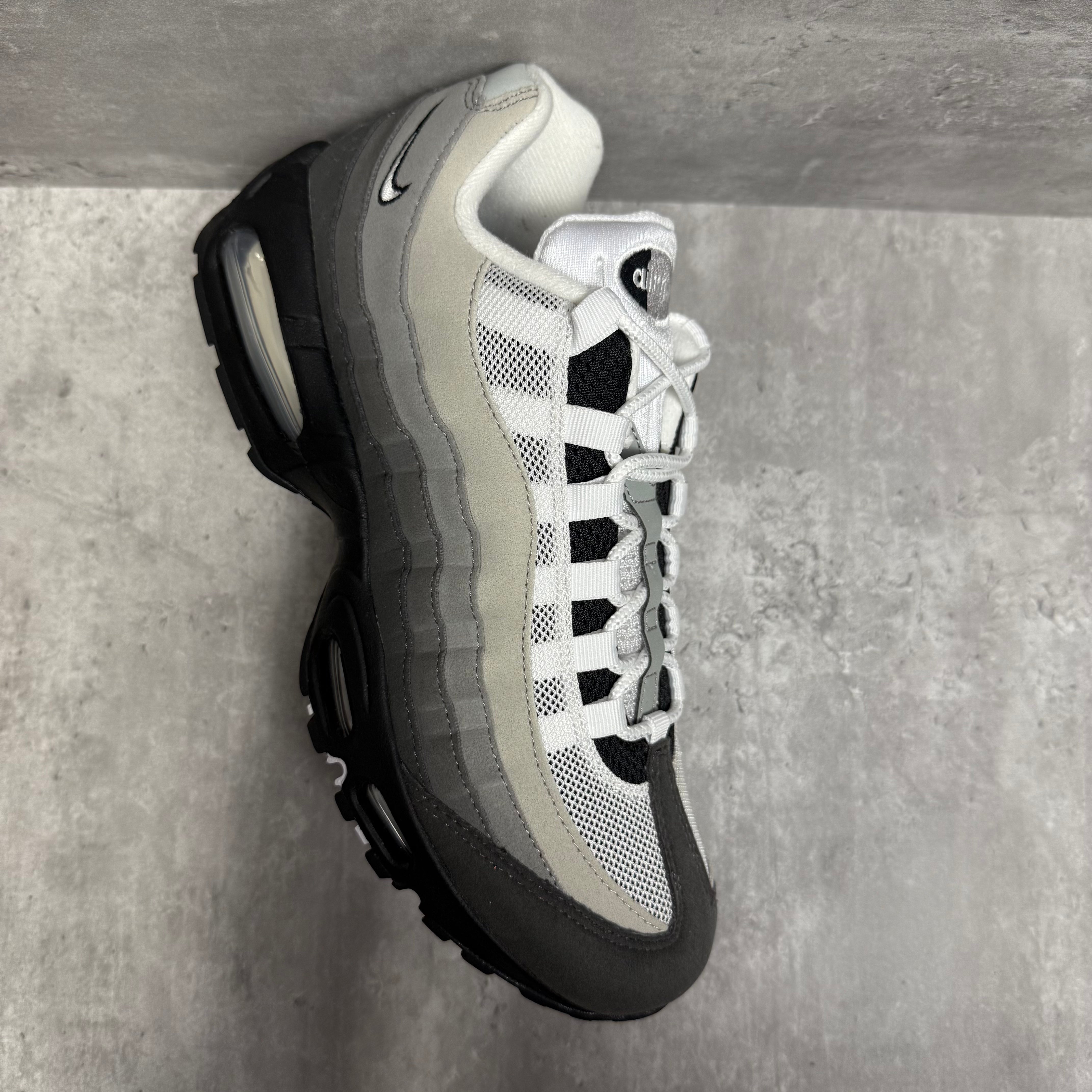 Nike Air Max 95 'Granite ‘Big Bubble’ 2025' - Cheshire Creps