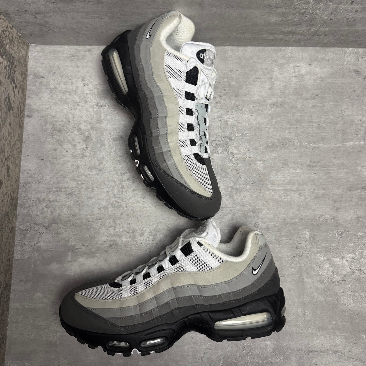 Nike Air Max 95 'Granite' - Cheshire Creps
