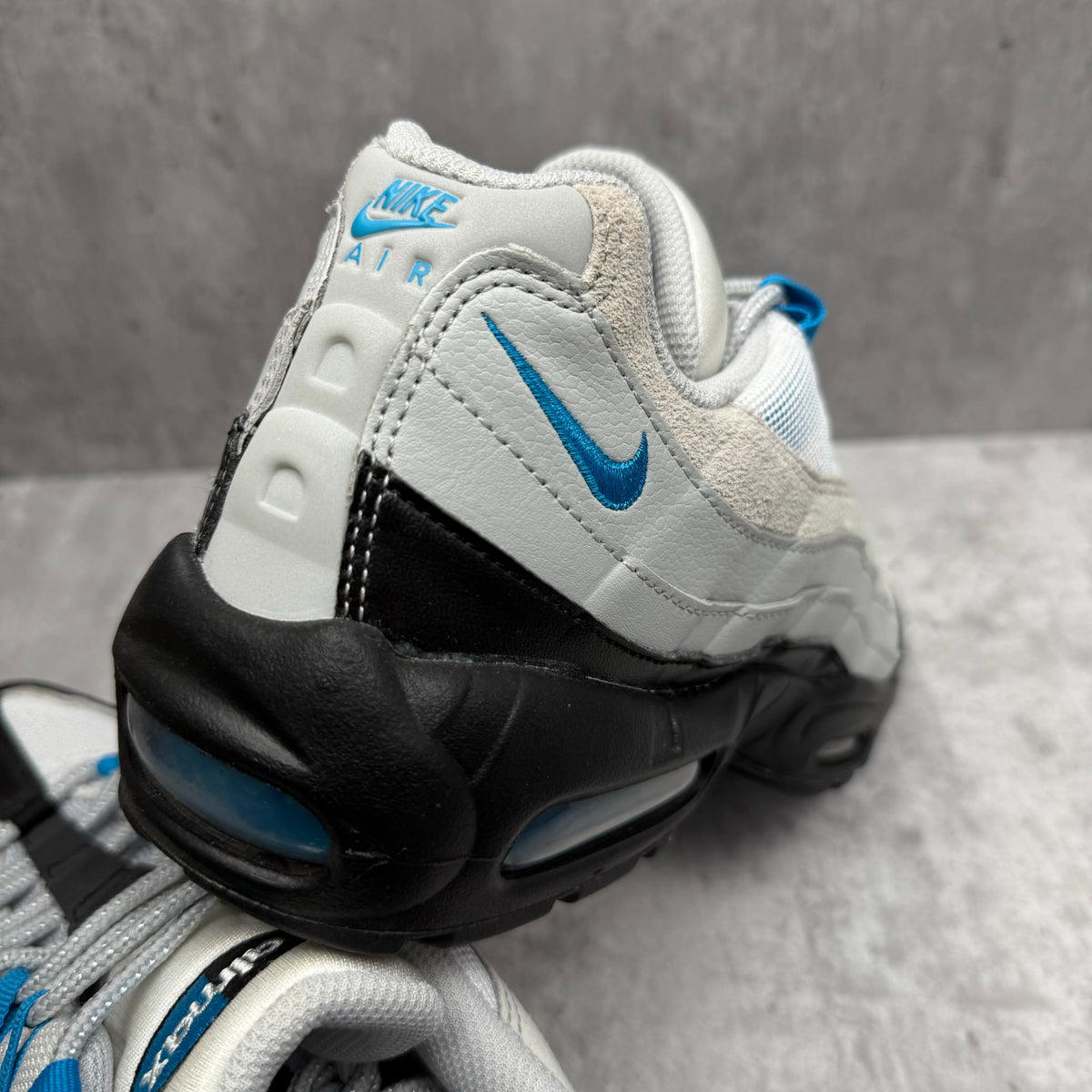 Nike Air Max 95 'Laser Blue' - Cheshire Creps