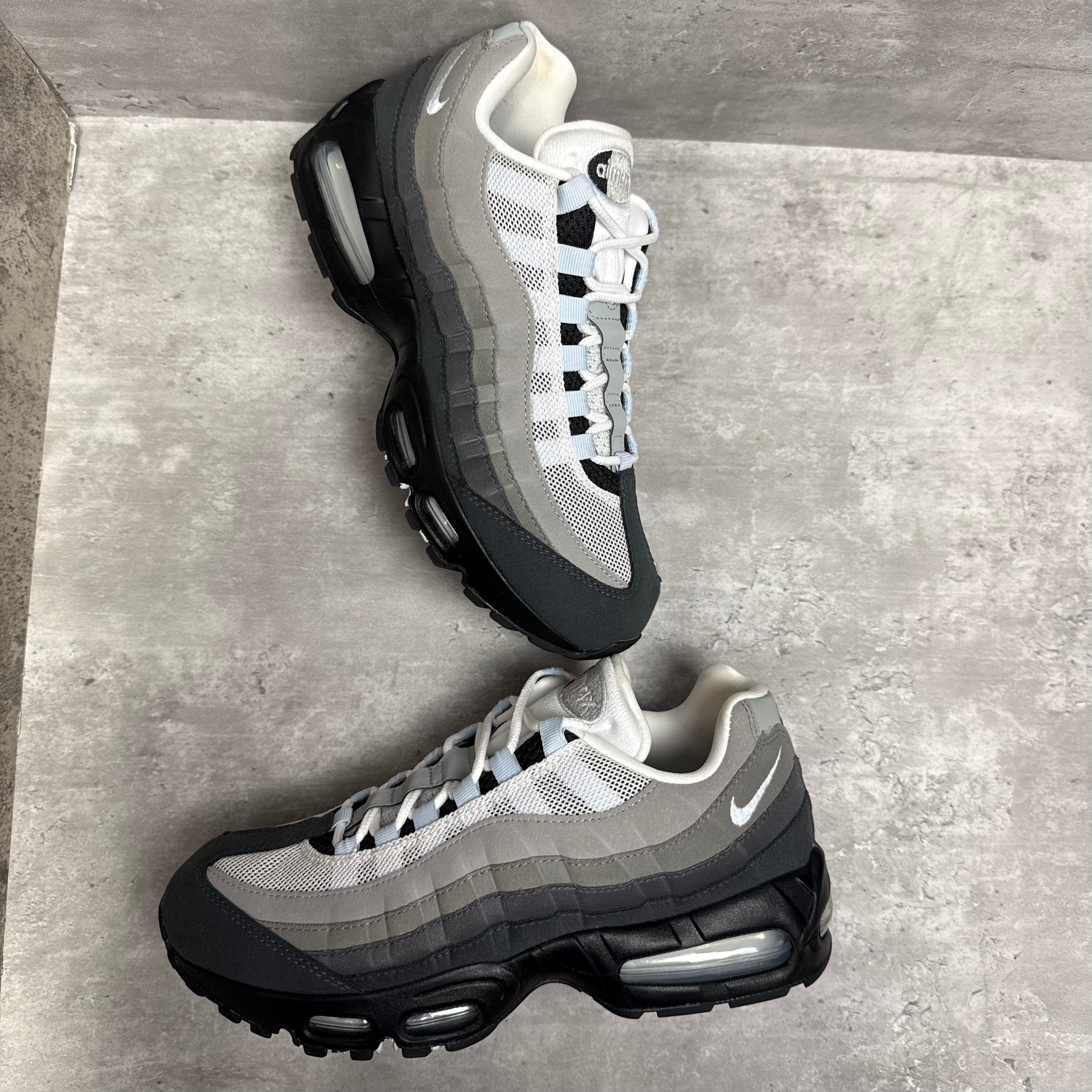 Nike Airmax 95 Blue Tint - Cheshire Creps 