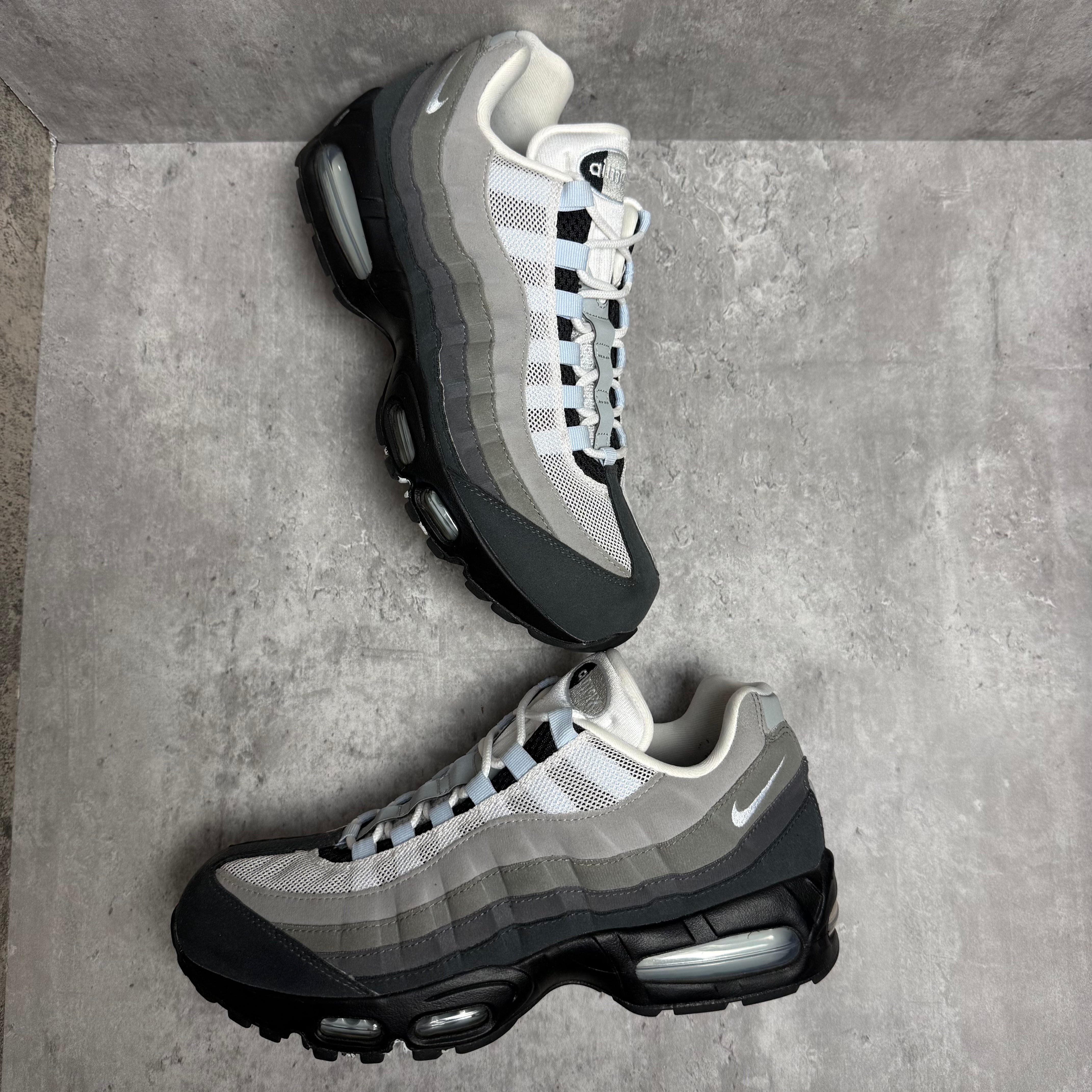 Nike Airmax 95 Blue Tint - Cheshire Creps
