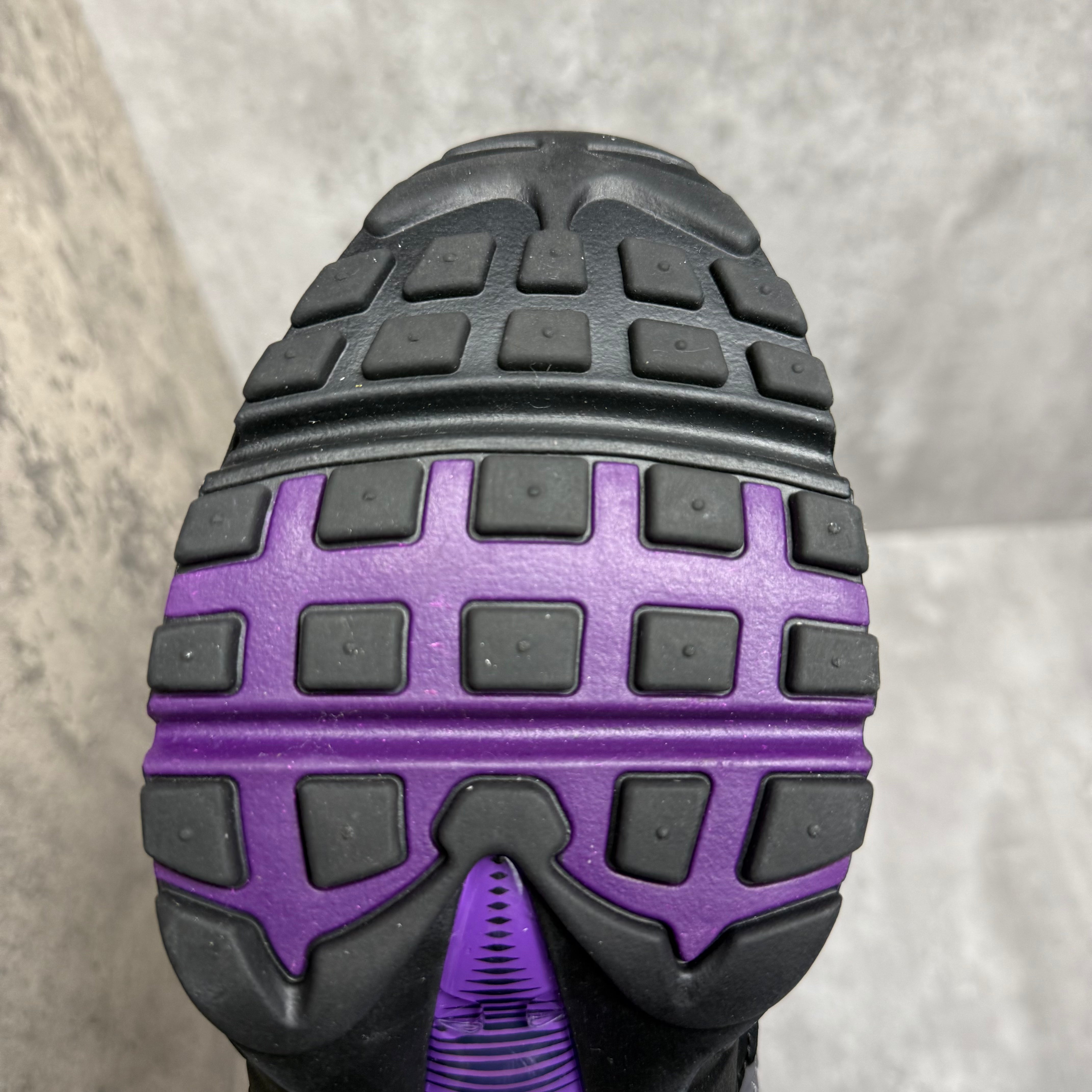 Nike Airmax 95 Disco Purple - Cheshire Creps 