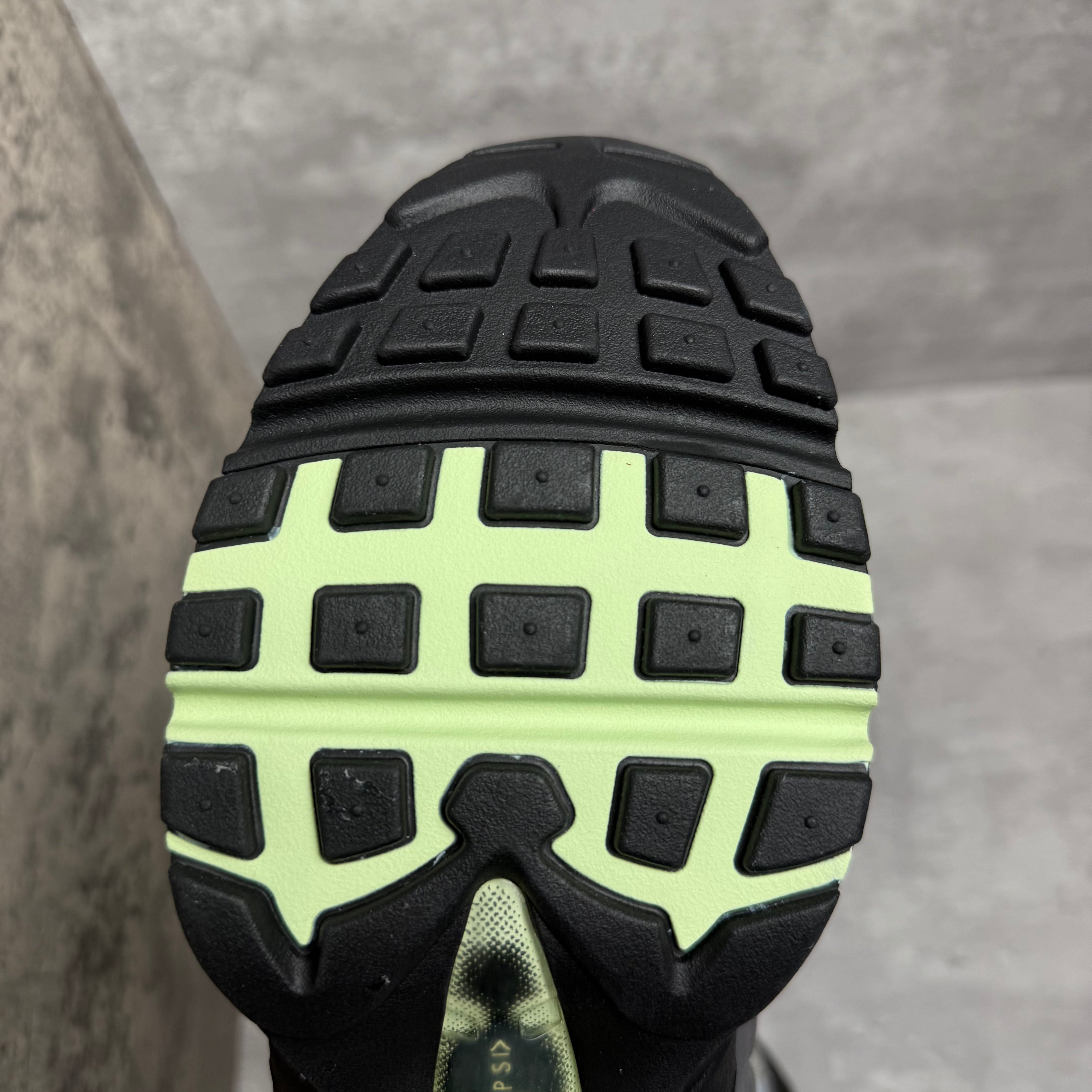 Nike Airmax 95 Fresh Mint - Cheshire Creps 