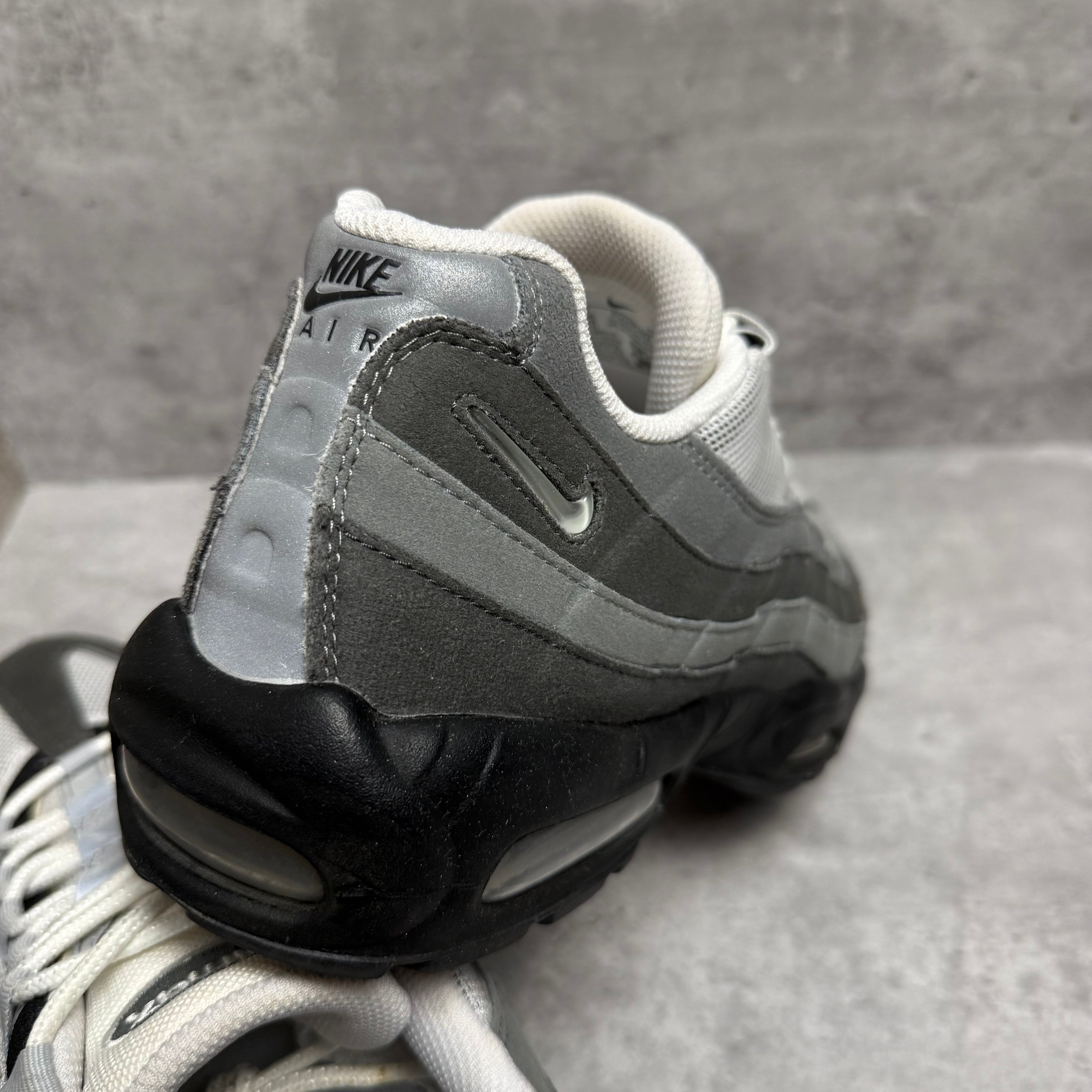 Nike Airmax 95 Grey Jewel - Cheshire Creps