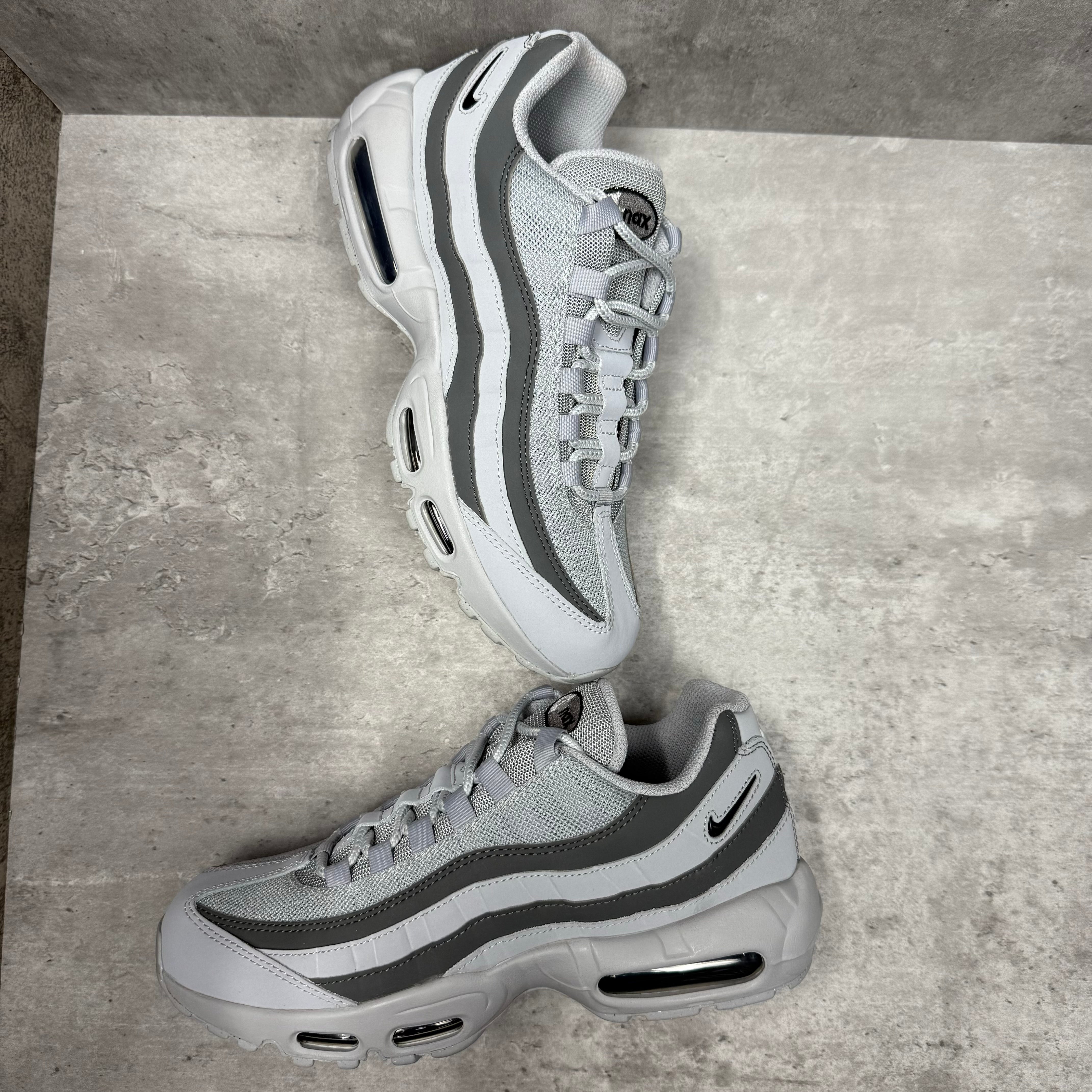 Nike Airmax 95 Greyscale - Cheshire Creps 