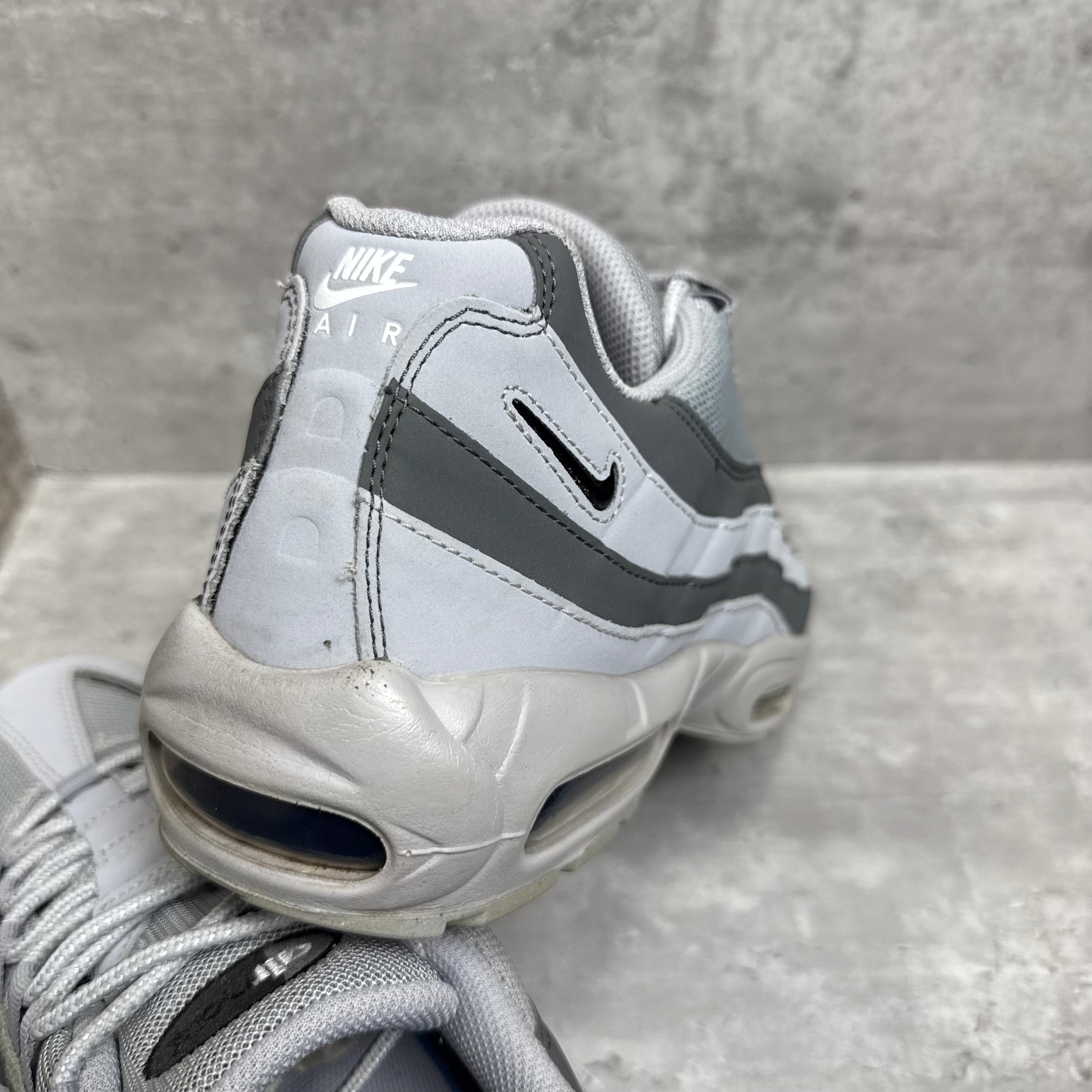 Nike Airmax 95 Greyscale - Cheshire Creps 