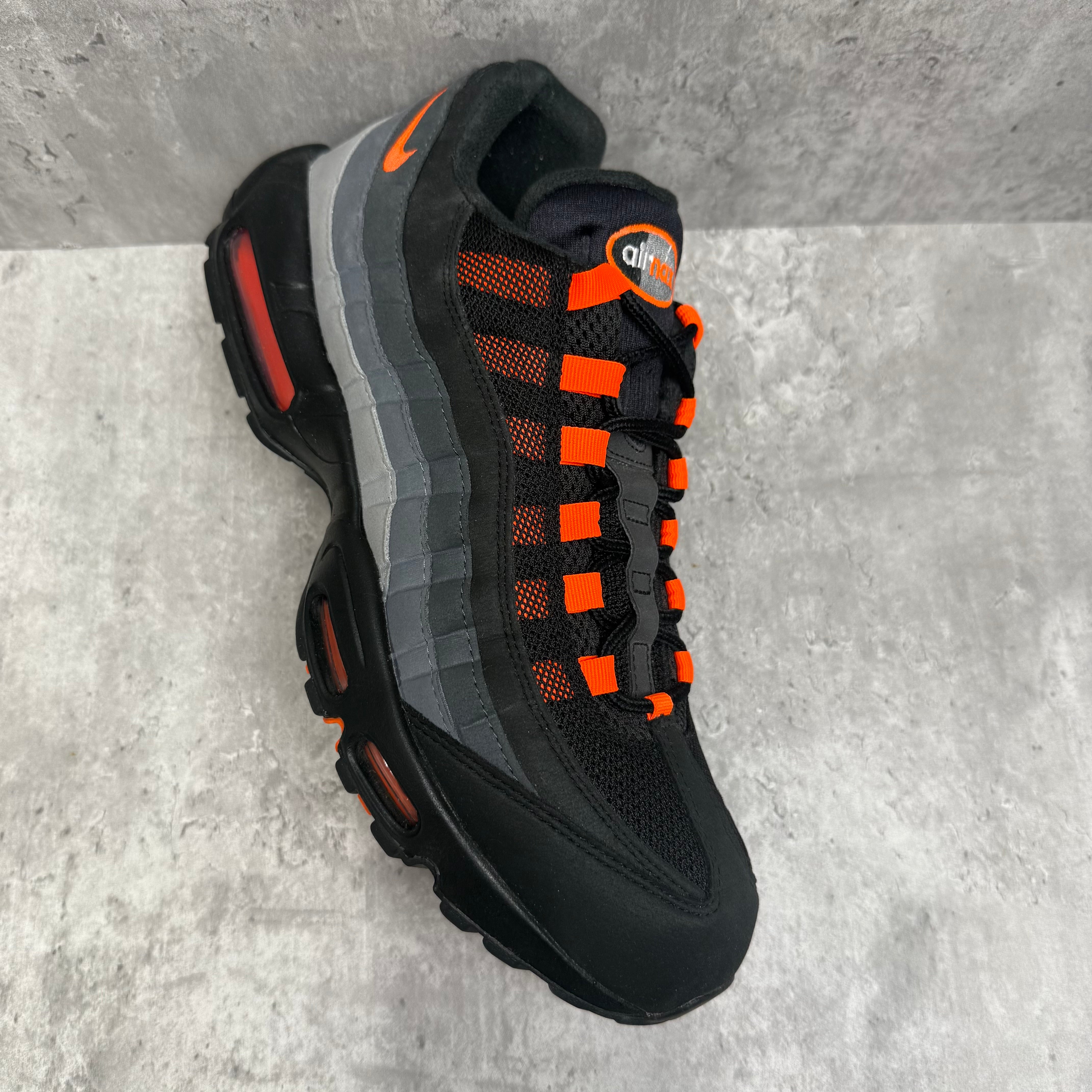 Nike Airmax 95 Hyper Crimson - Cheshire Creps 