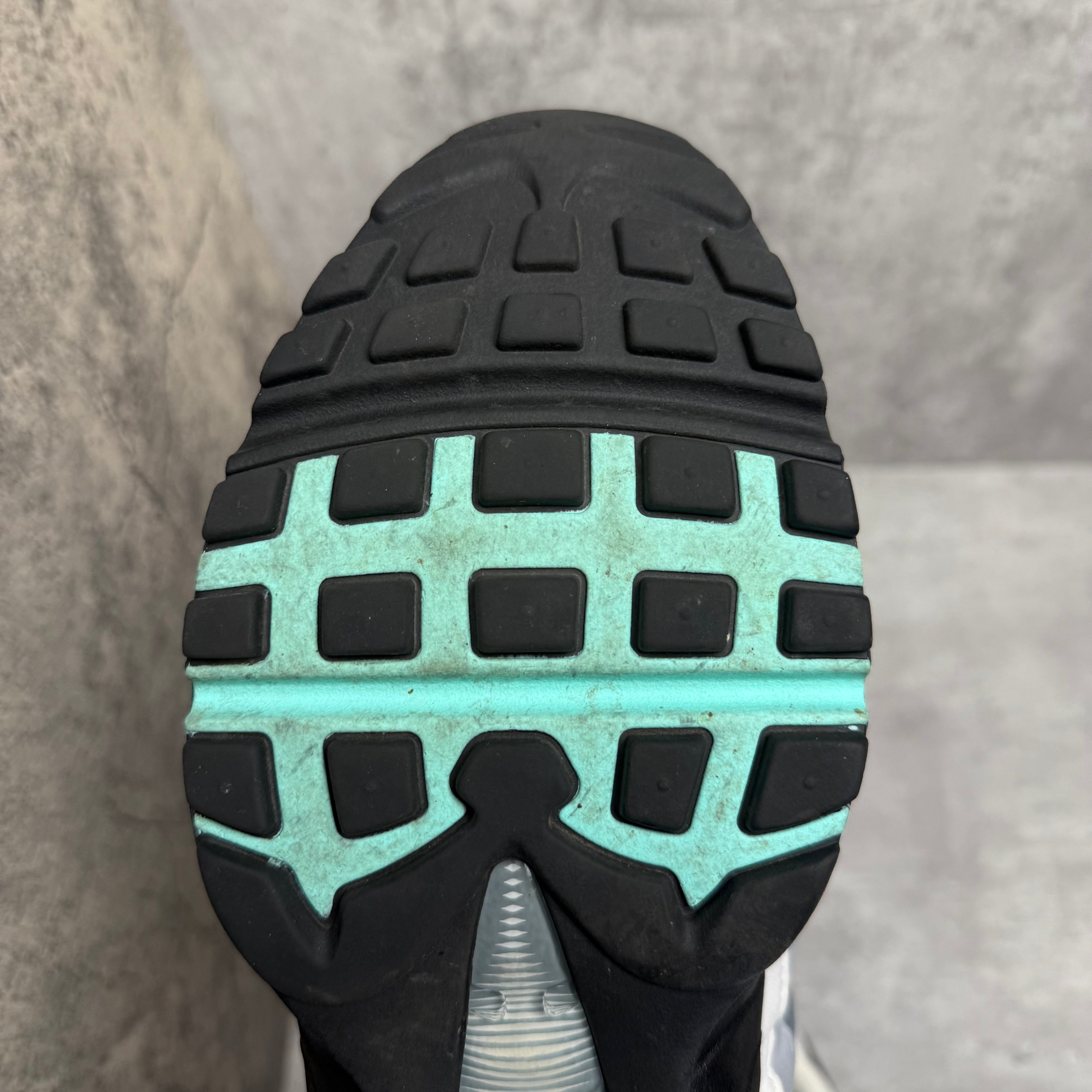 Nike Airmax 95 Hyper Turquoise - Cheshire Creps 