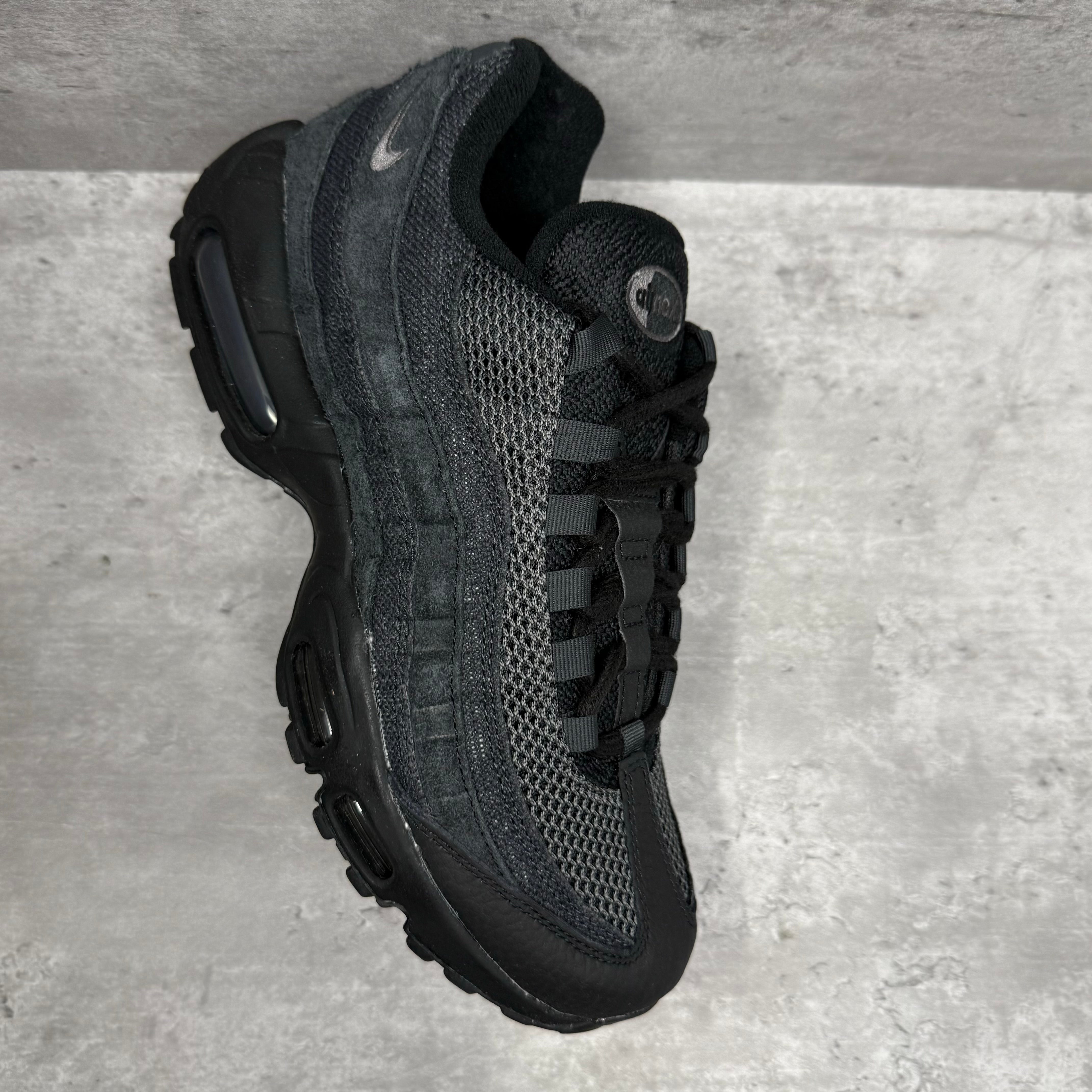 nike air max 95 og black iron grey
