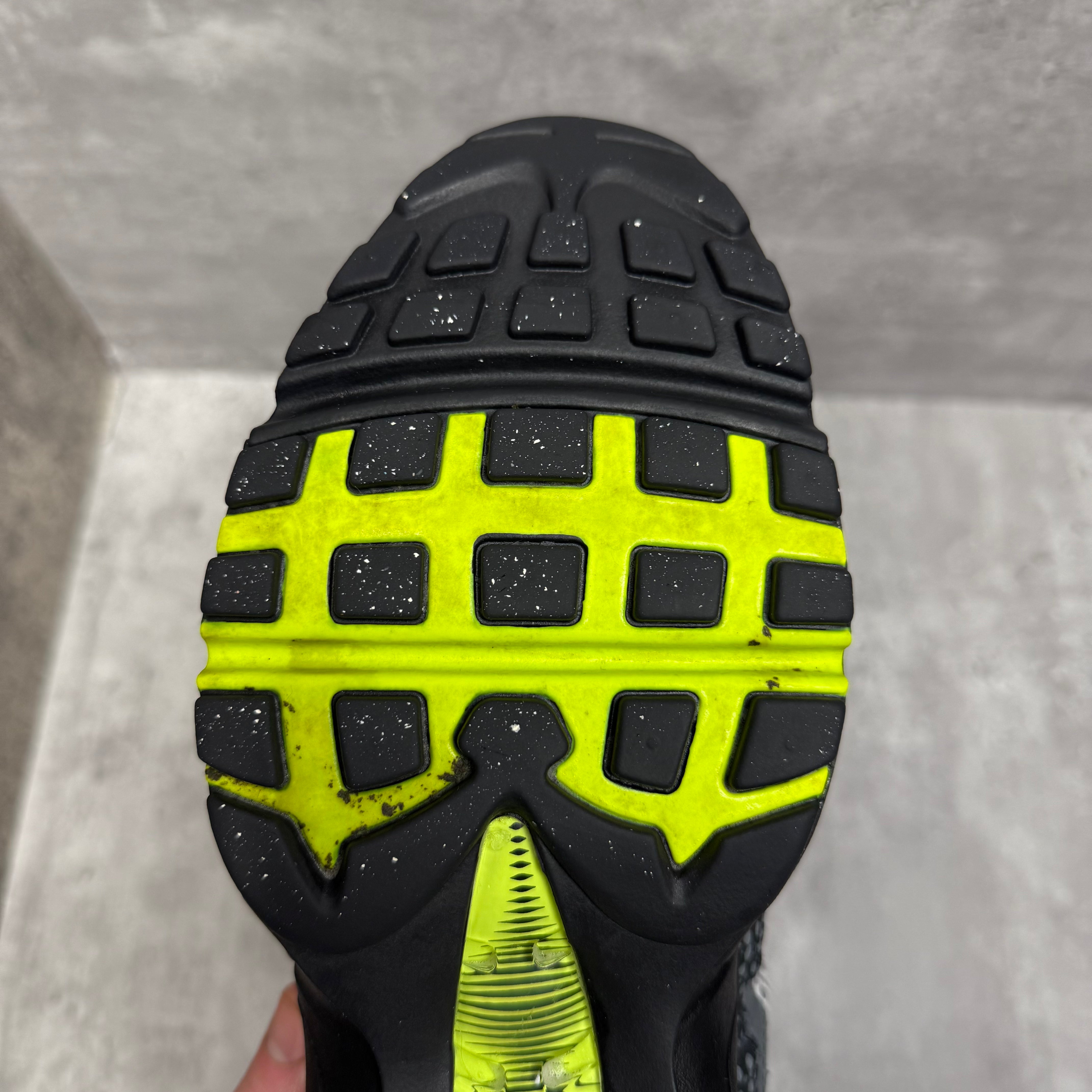 Nike Airmax 95 Kiss My Airs V2 - Cheshire Creps 