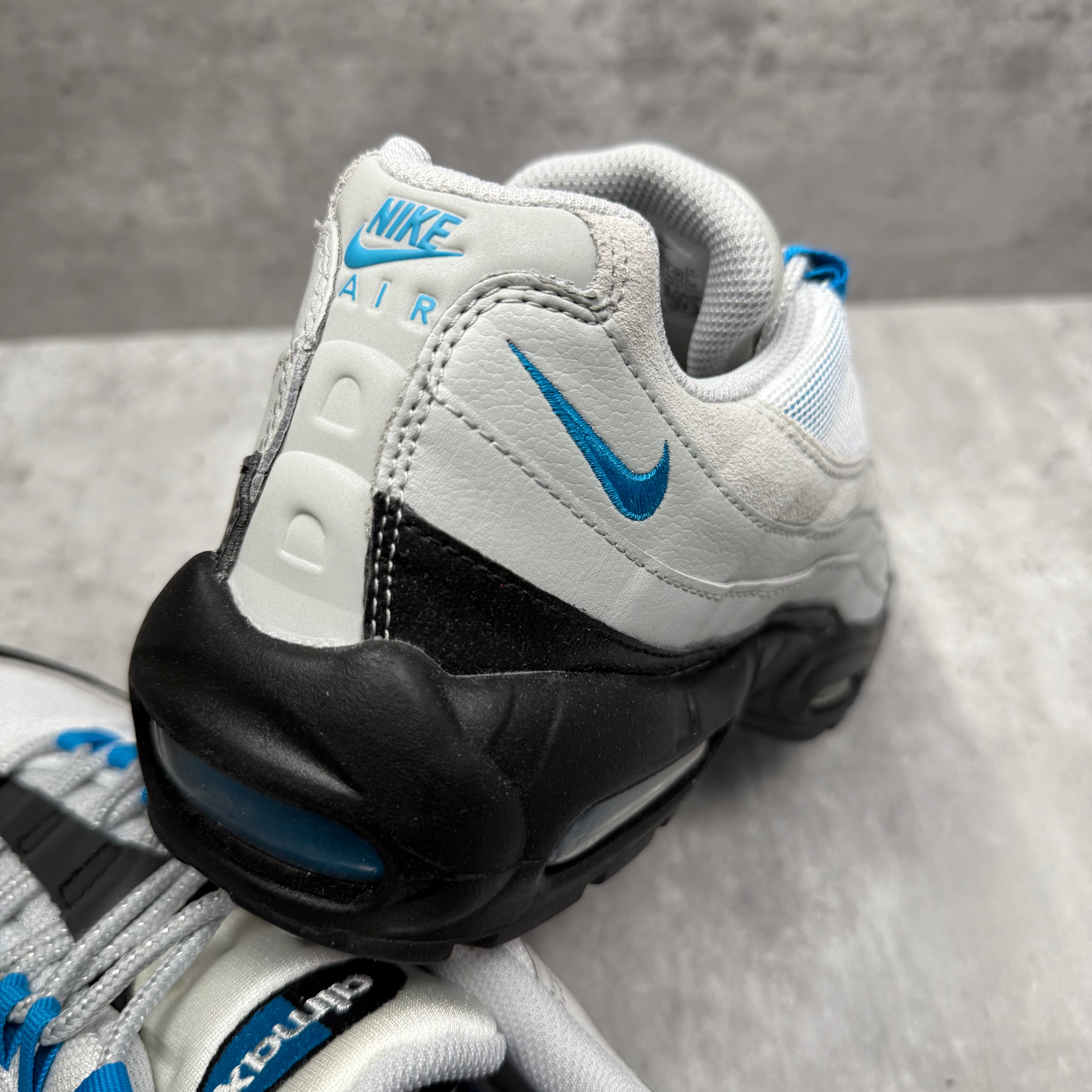 Nike Airmax 95 Laser Blue - Cheshire Creps 