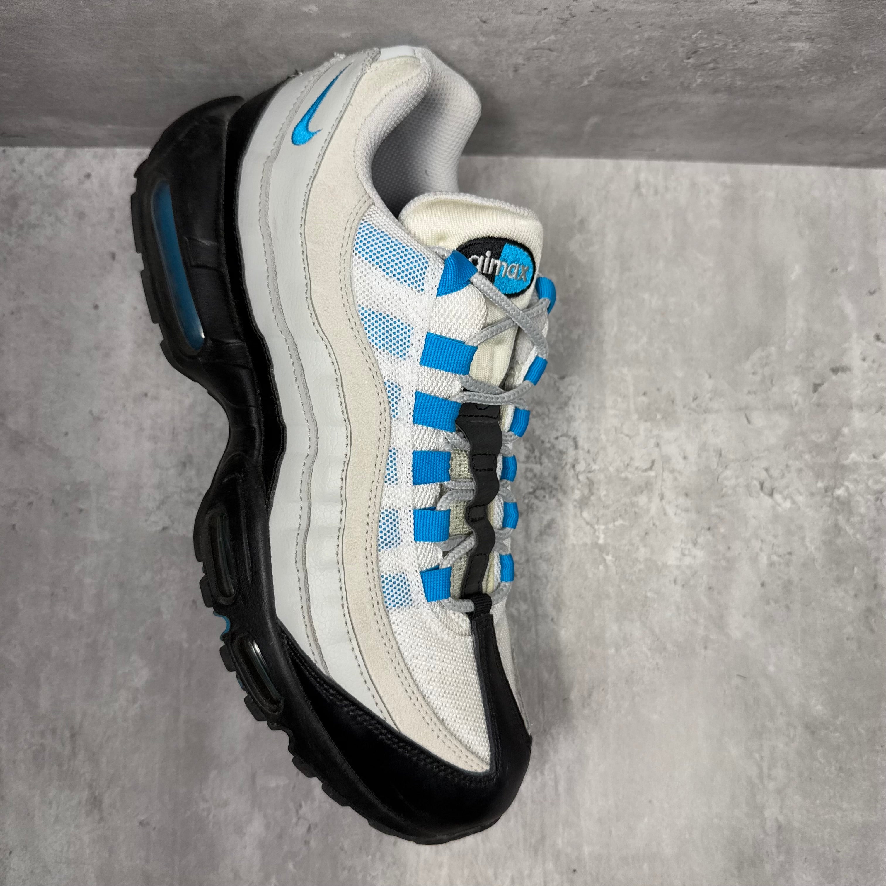 Nike Airmax 95 Laser Blue - Cheshire Creps 