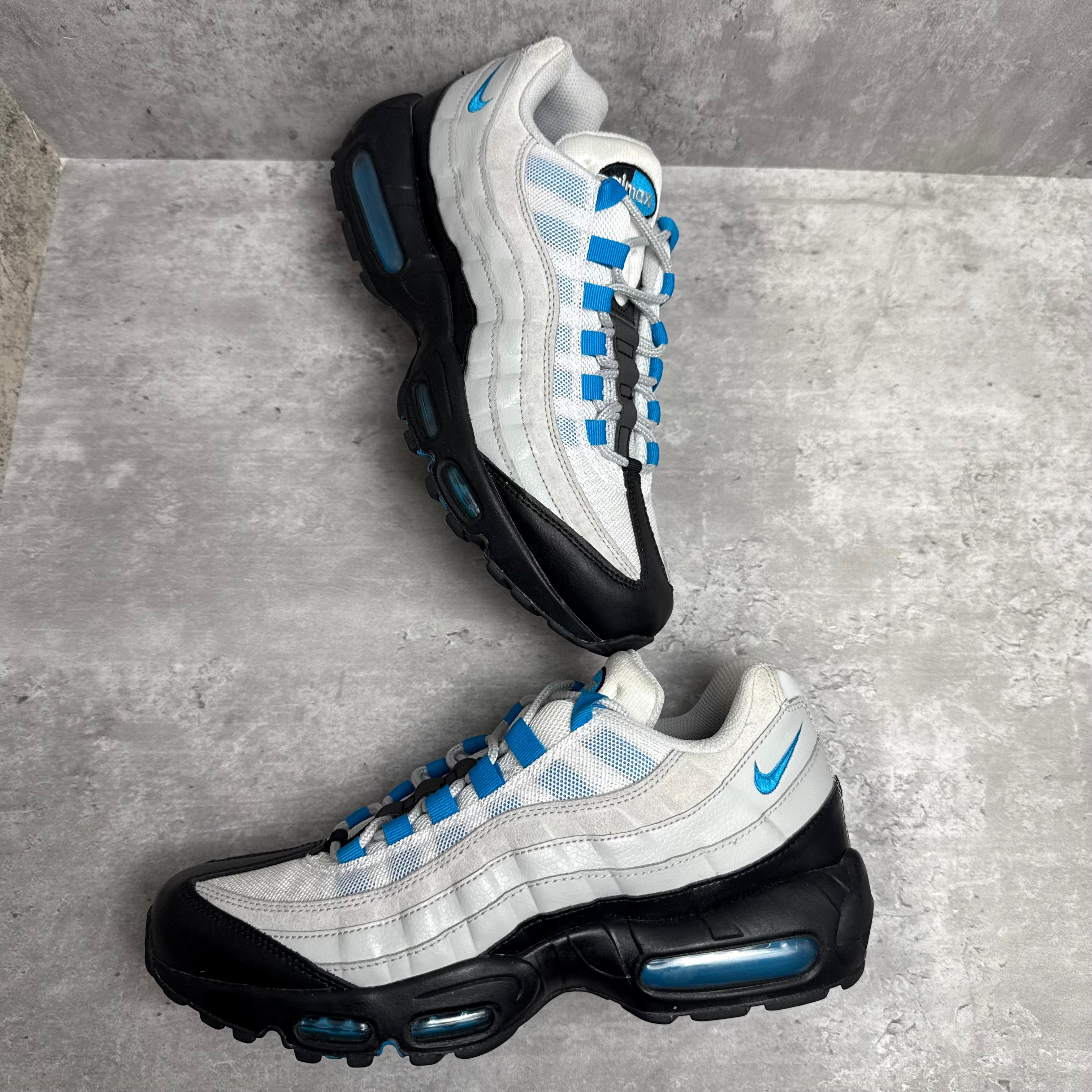 Nike Airmax 95 Laser Blue - Cheshire Creps 