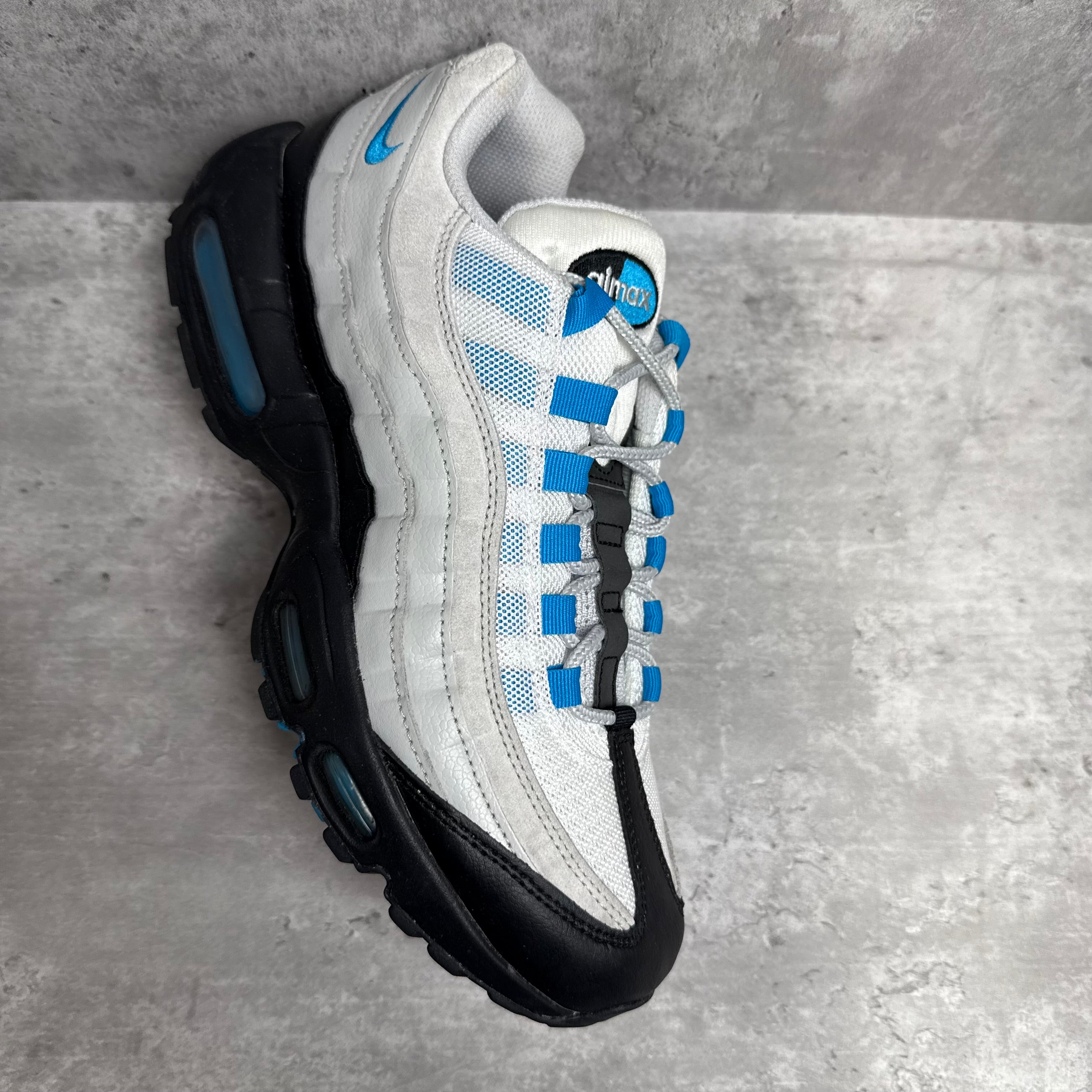 Nike Airmax 95 Laser Blue - Cheshire Creps 