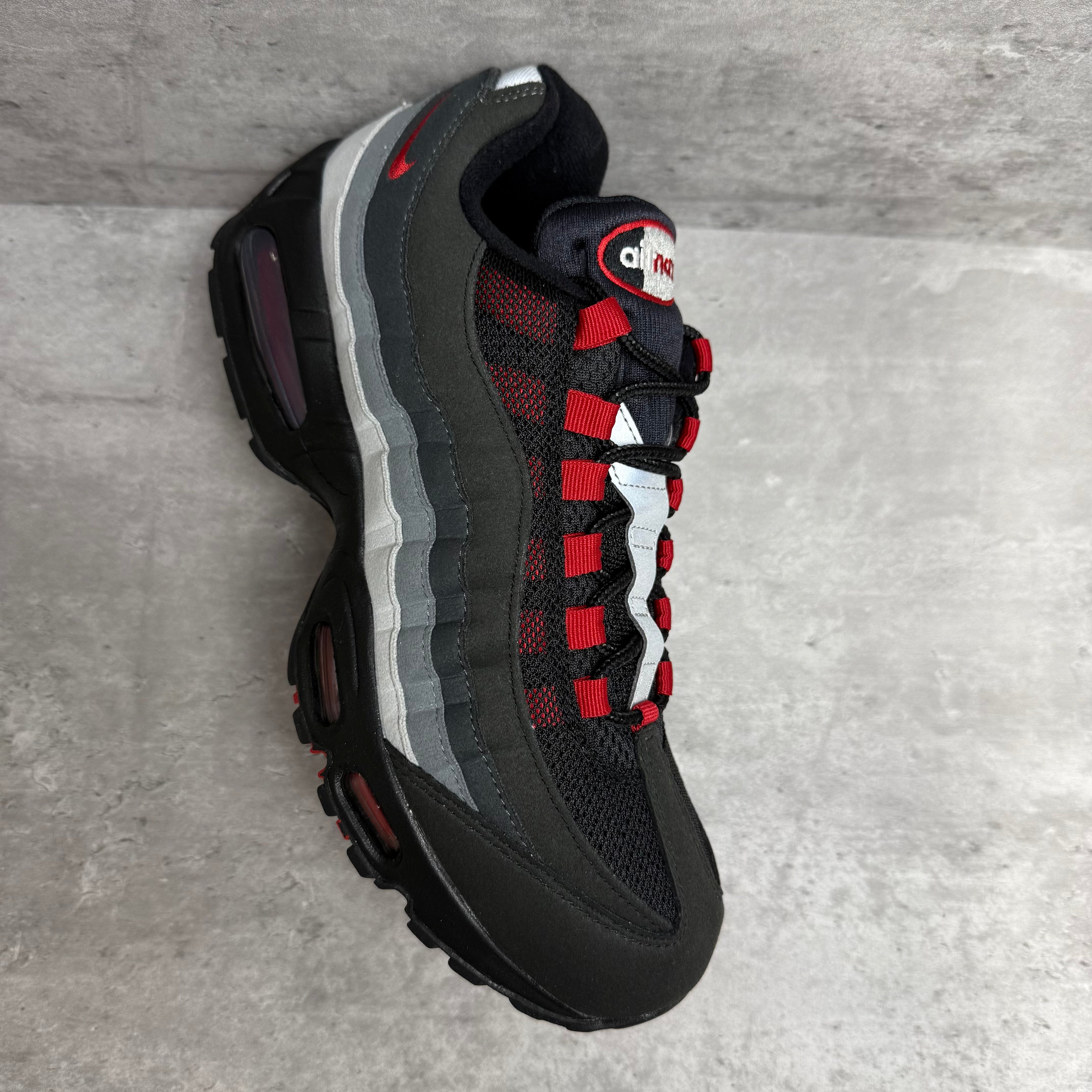 Nike Airmax 95 Liverpool FC | Cheshire Creps