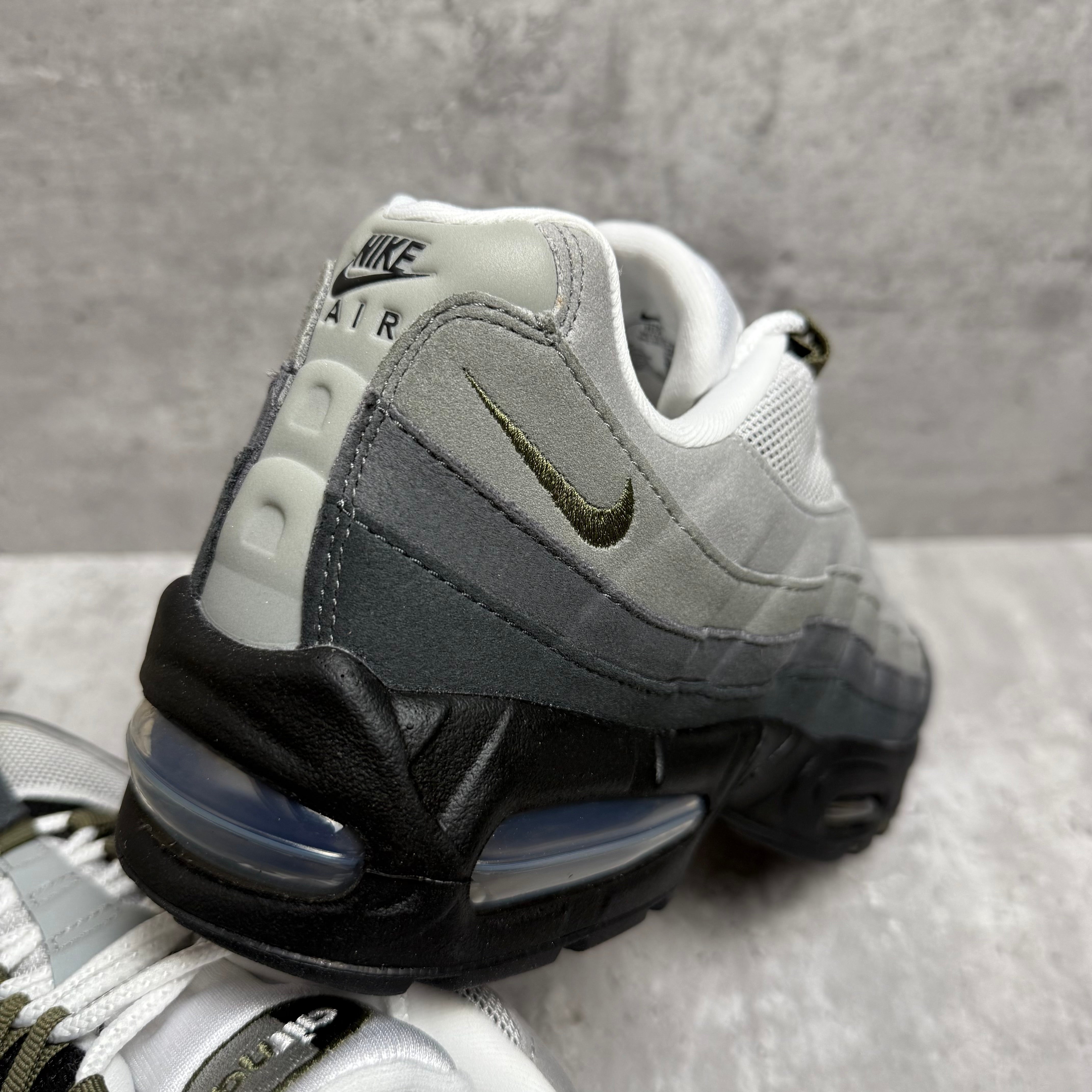 Nike Airmax 95 Medium Olive ‘Big Bubble’ 2025 - Cheshire Creps 