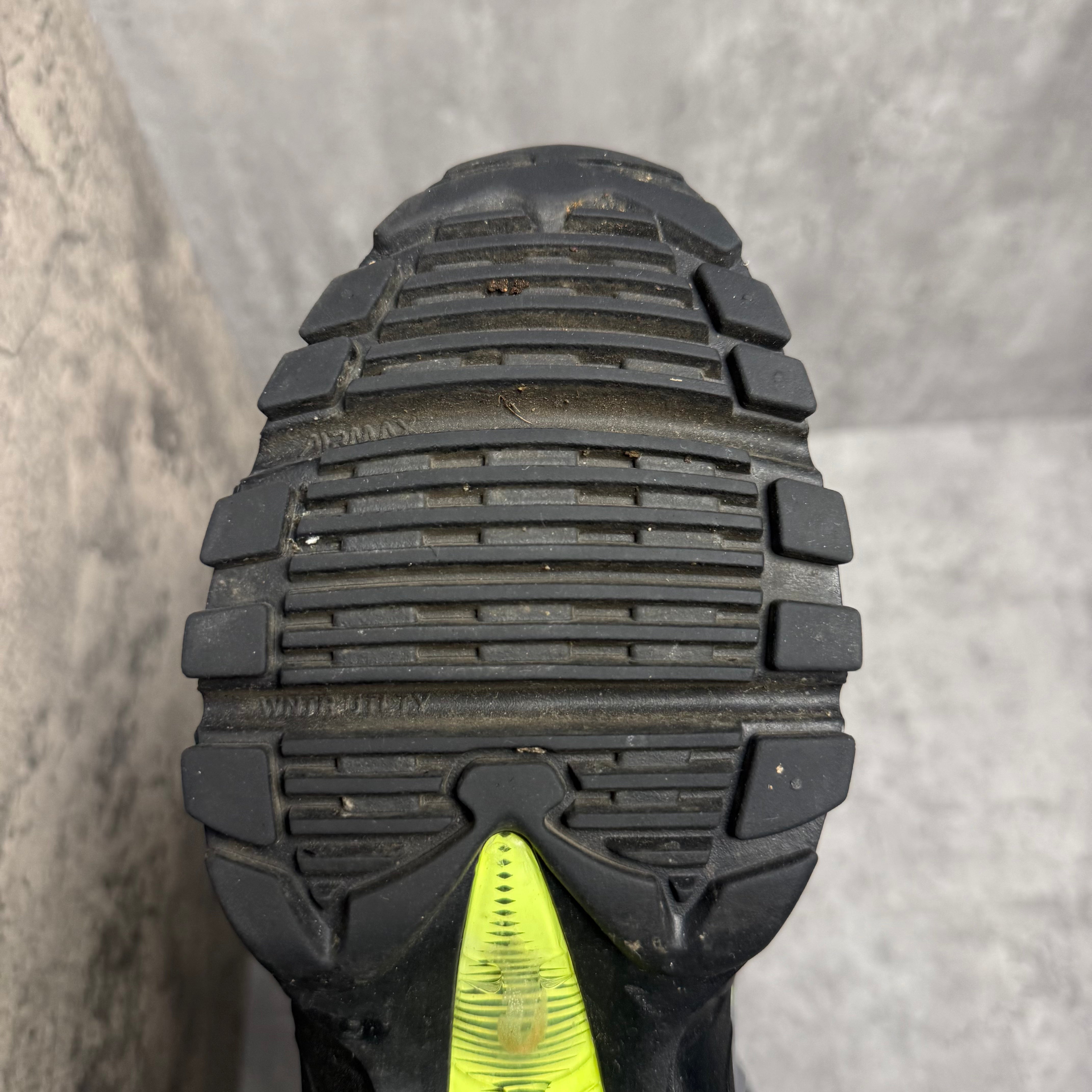 Nike Airmax 95 NDSTRKT Neon - Cheshire Creps