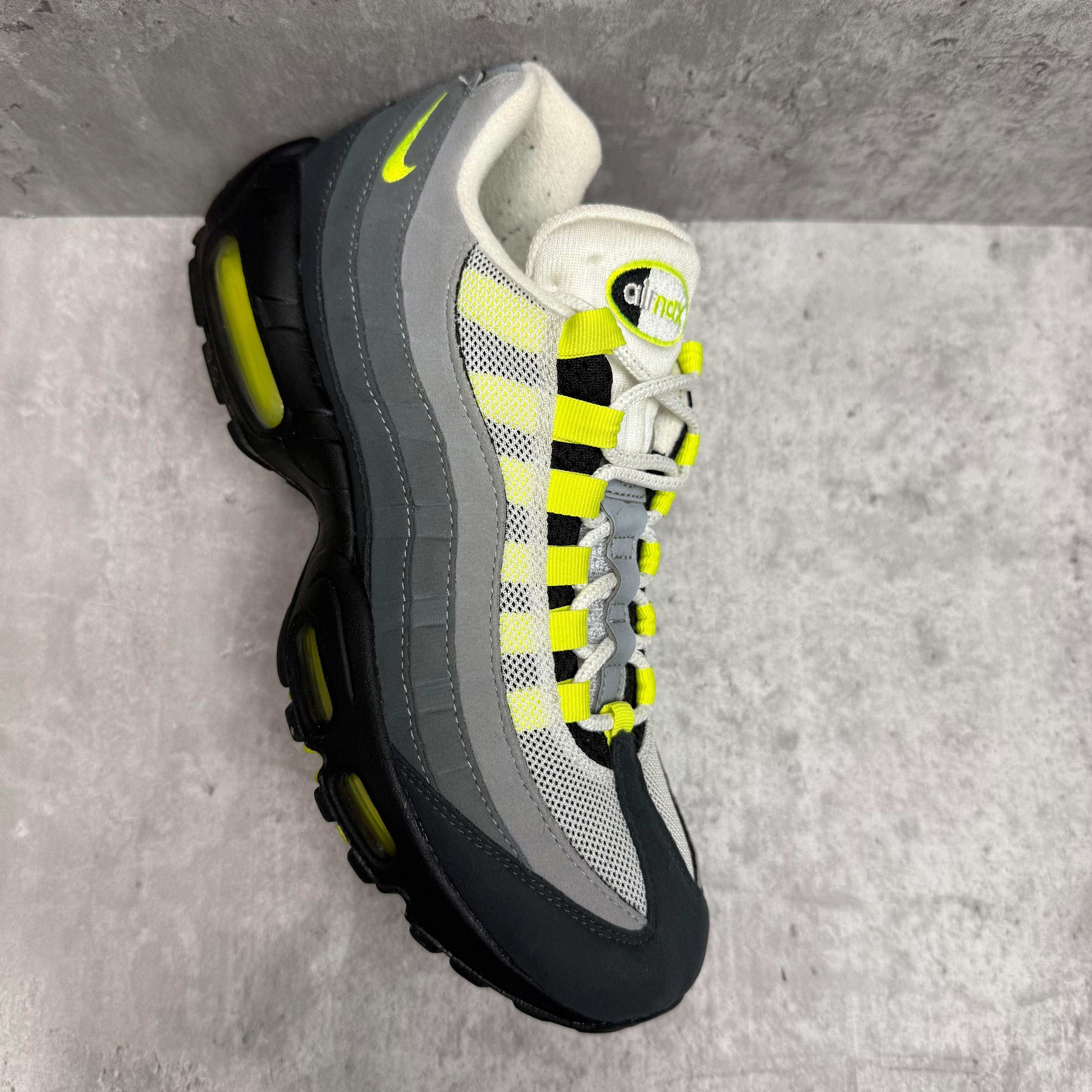 Nike Airmax 95 Neon 2020 - Cheshire Creps 