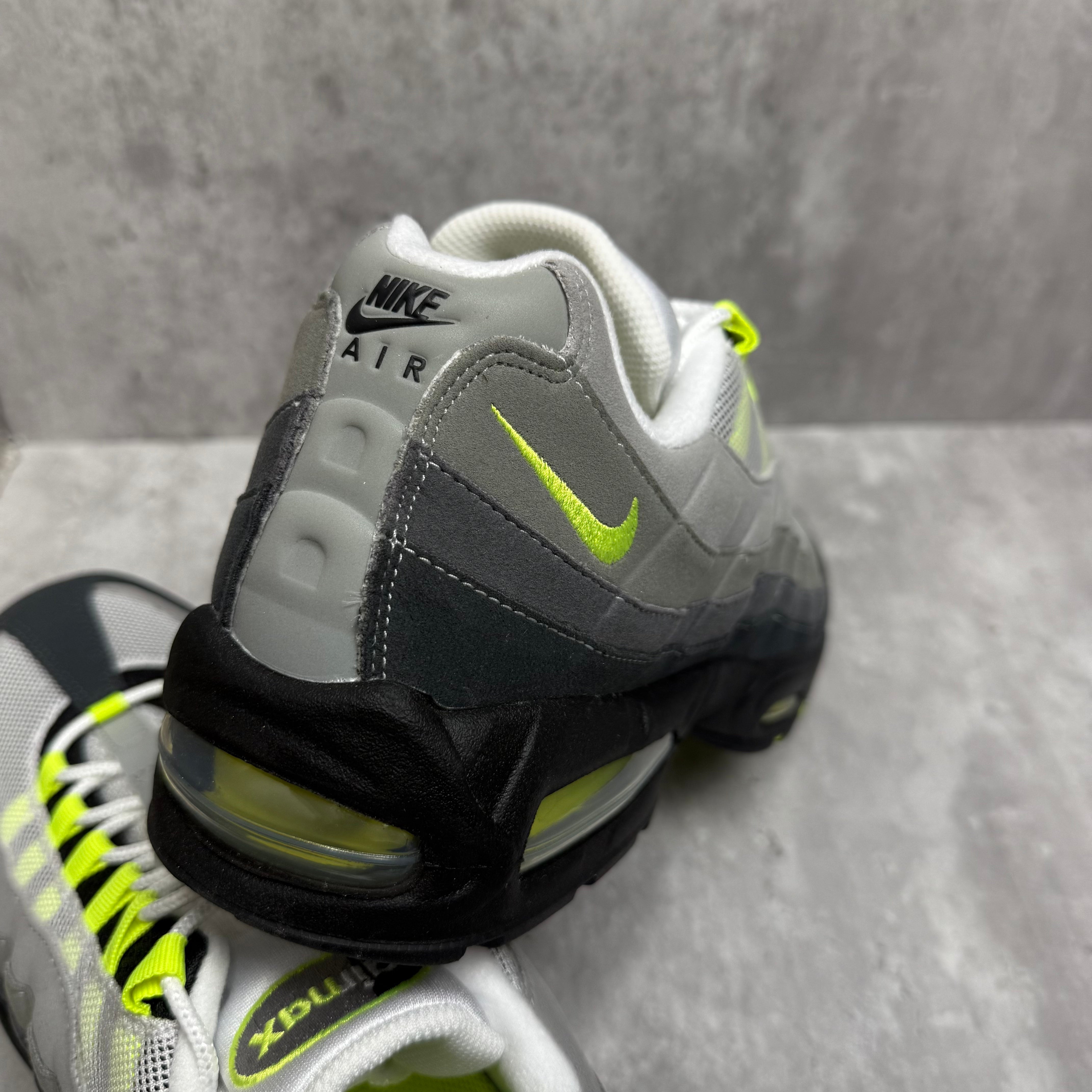 Nike Airmax 95 Neon 2025 - Cheshire Creps 