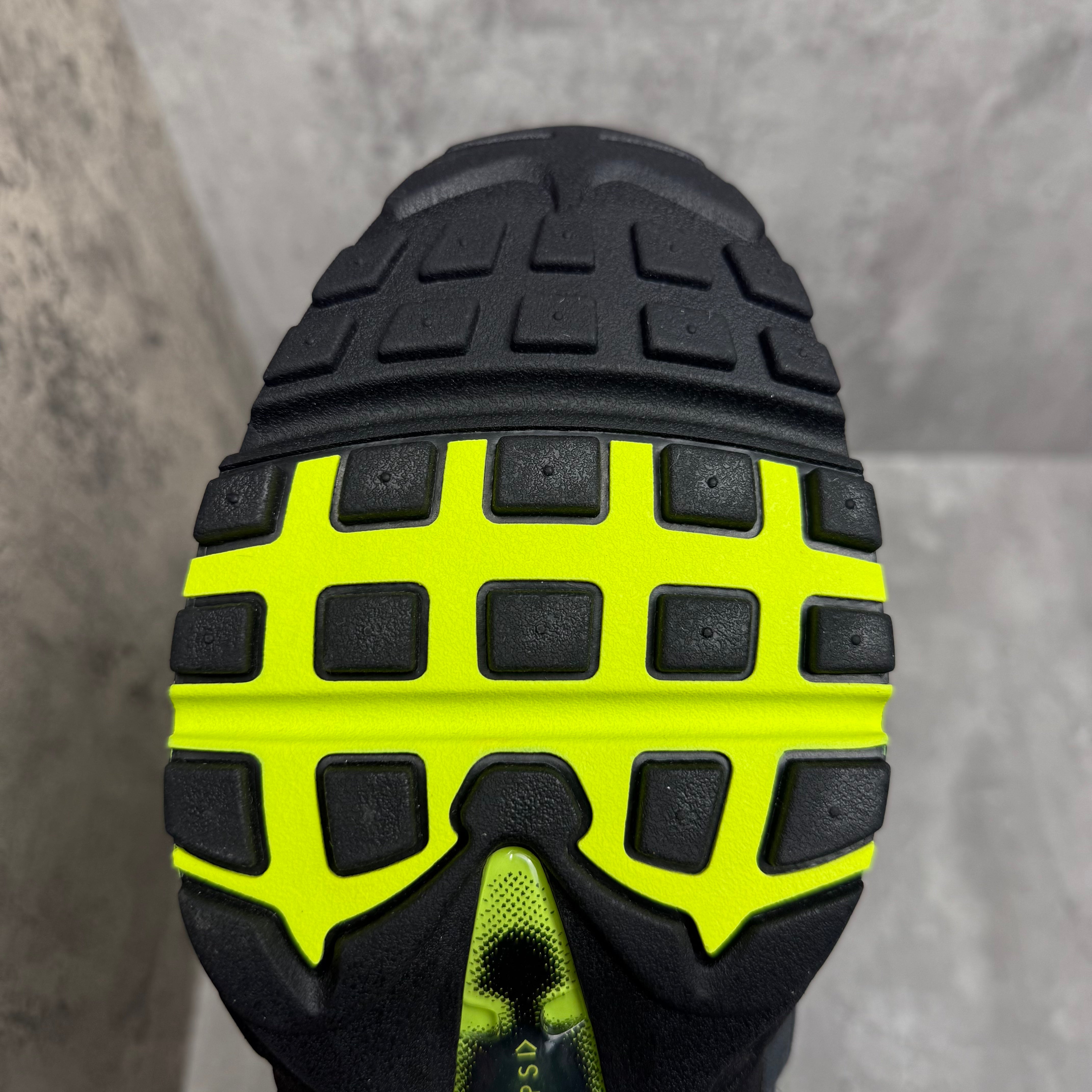 Nike Airmax 95 Neon 2025 - Cheshire Creps 