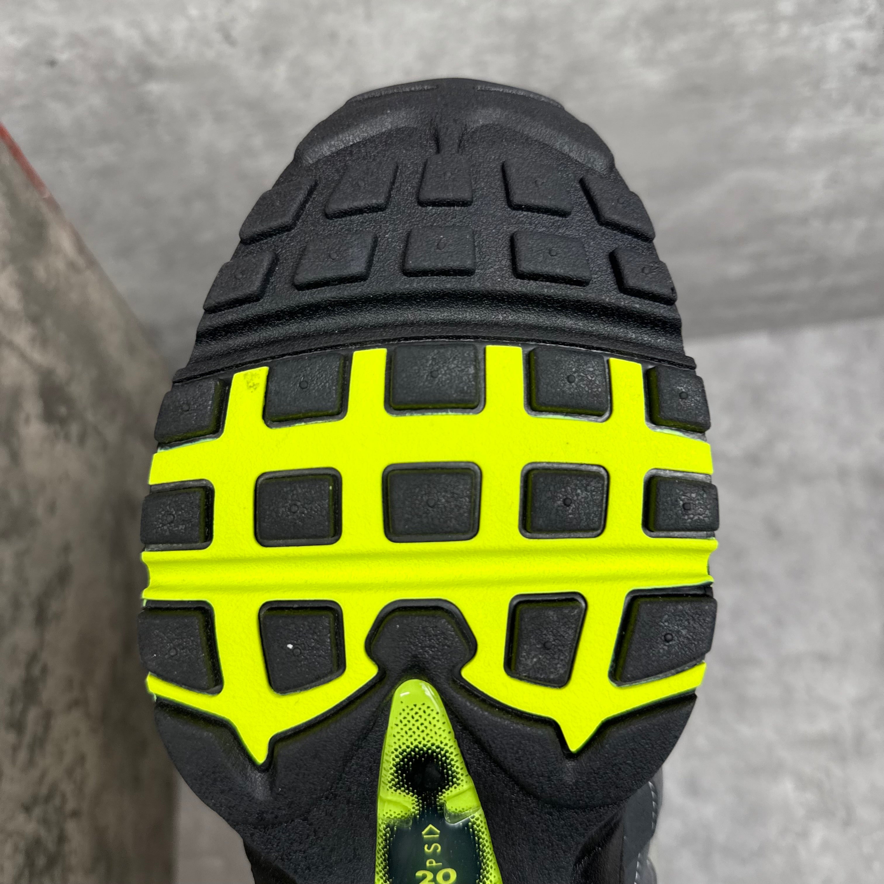 Nike Air Max 95 Big Bubble Neon 2026 | HM4740-001