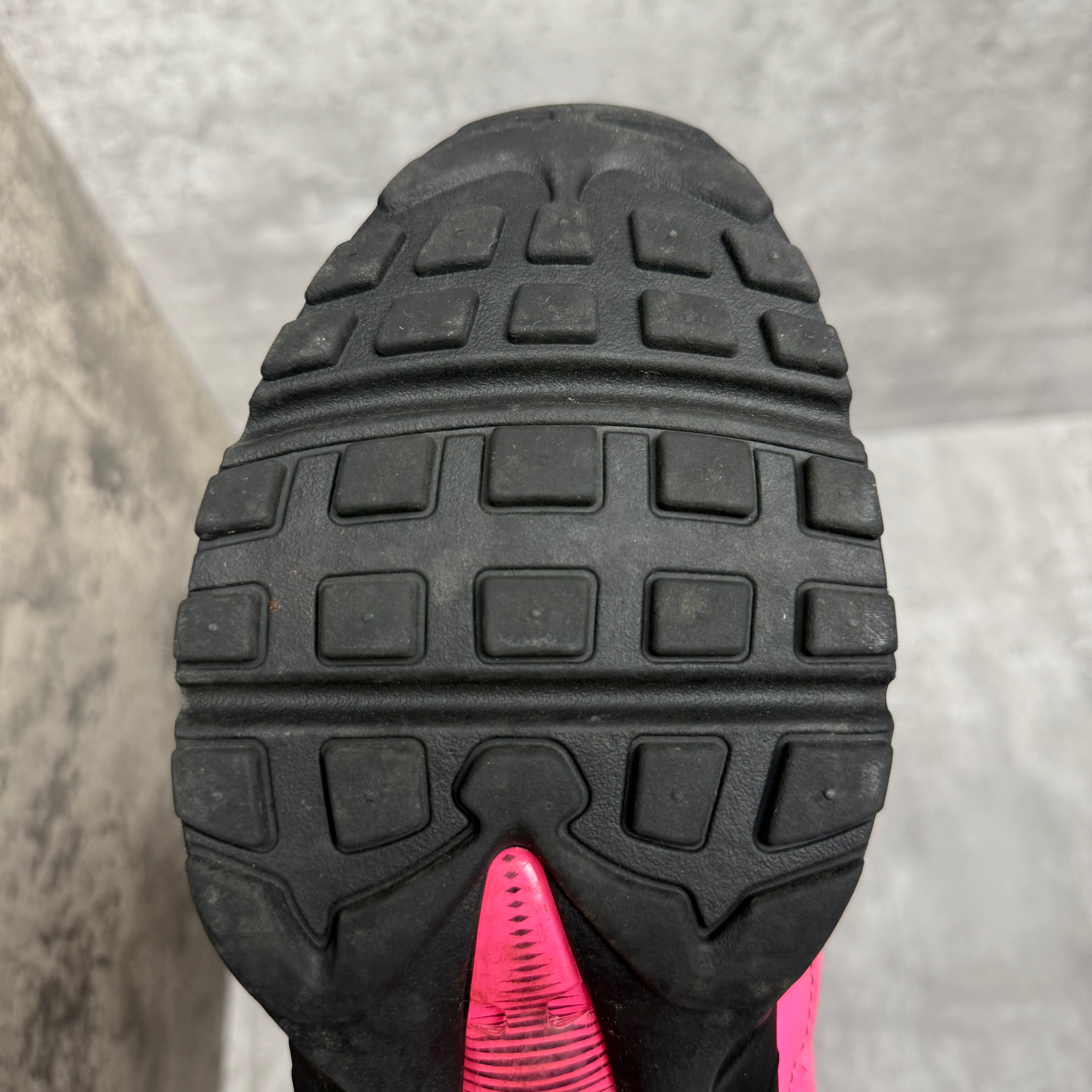 Nike Airmax 95 Pink Blast - Cheshire Creps 