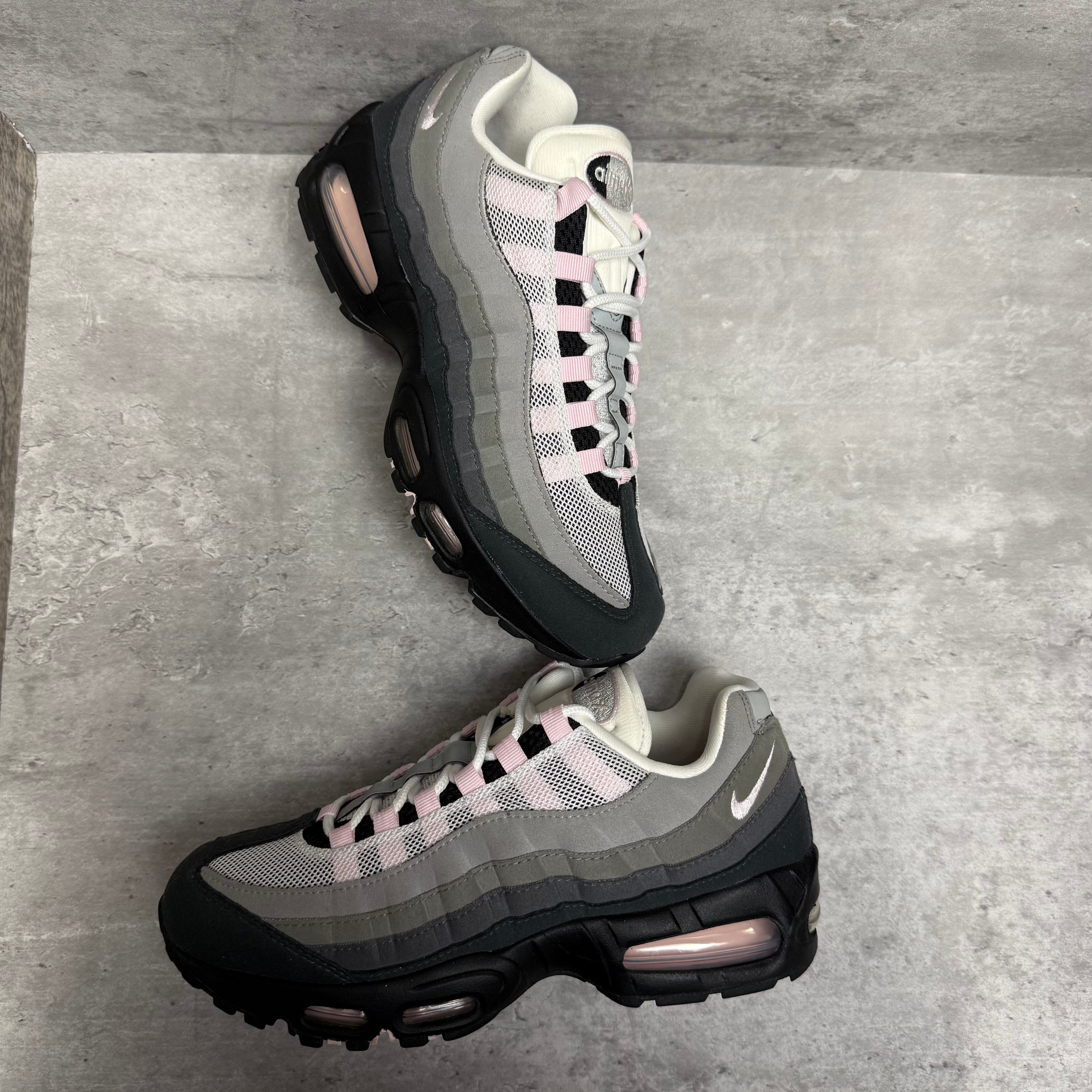 Nike Airmax 95 Pink Foam - Cheshire Creps 
