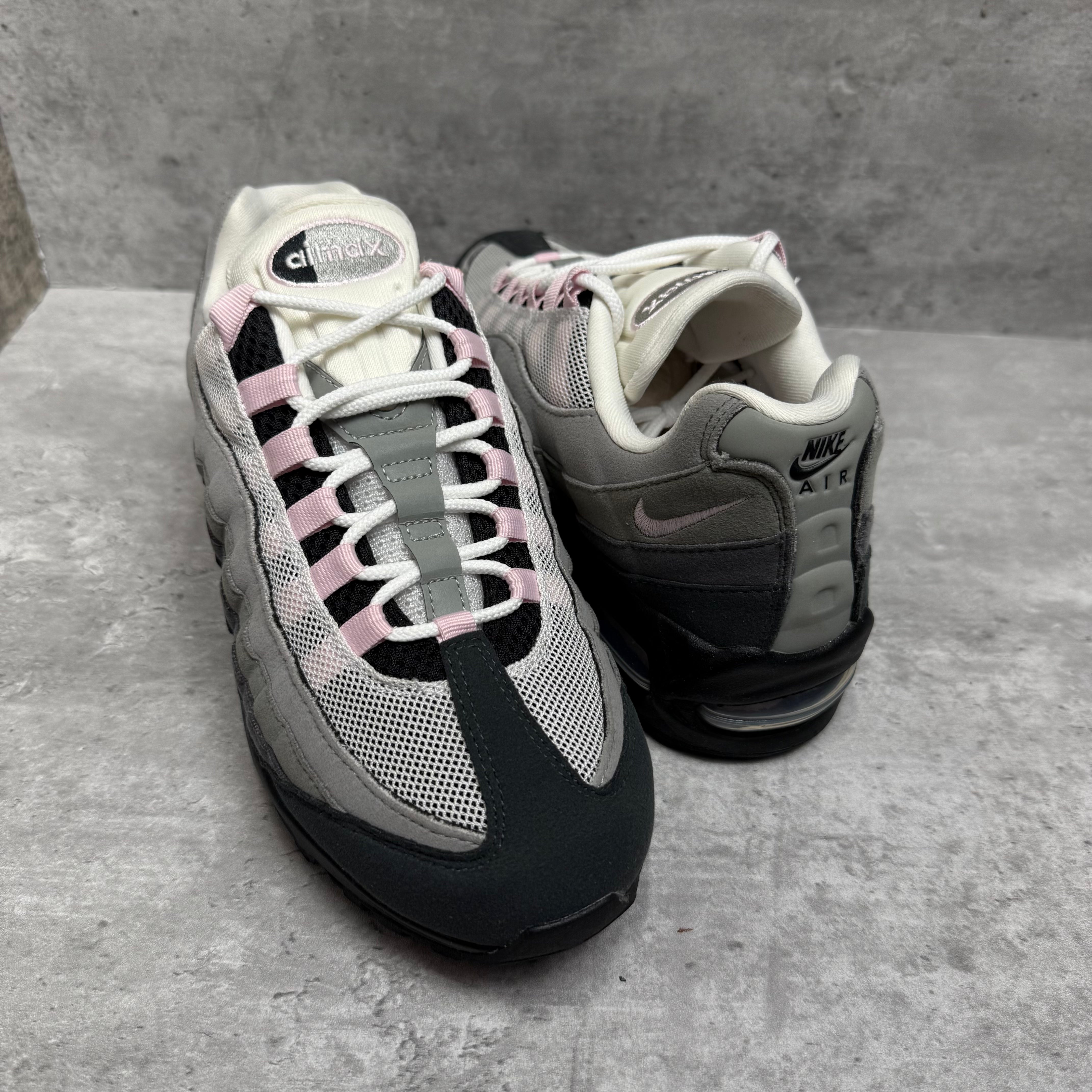 Nike Airmax 95 Pink Foam - Cheshire Creps 