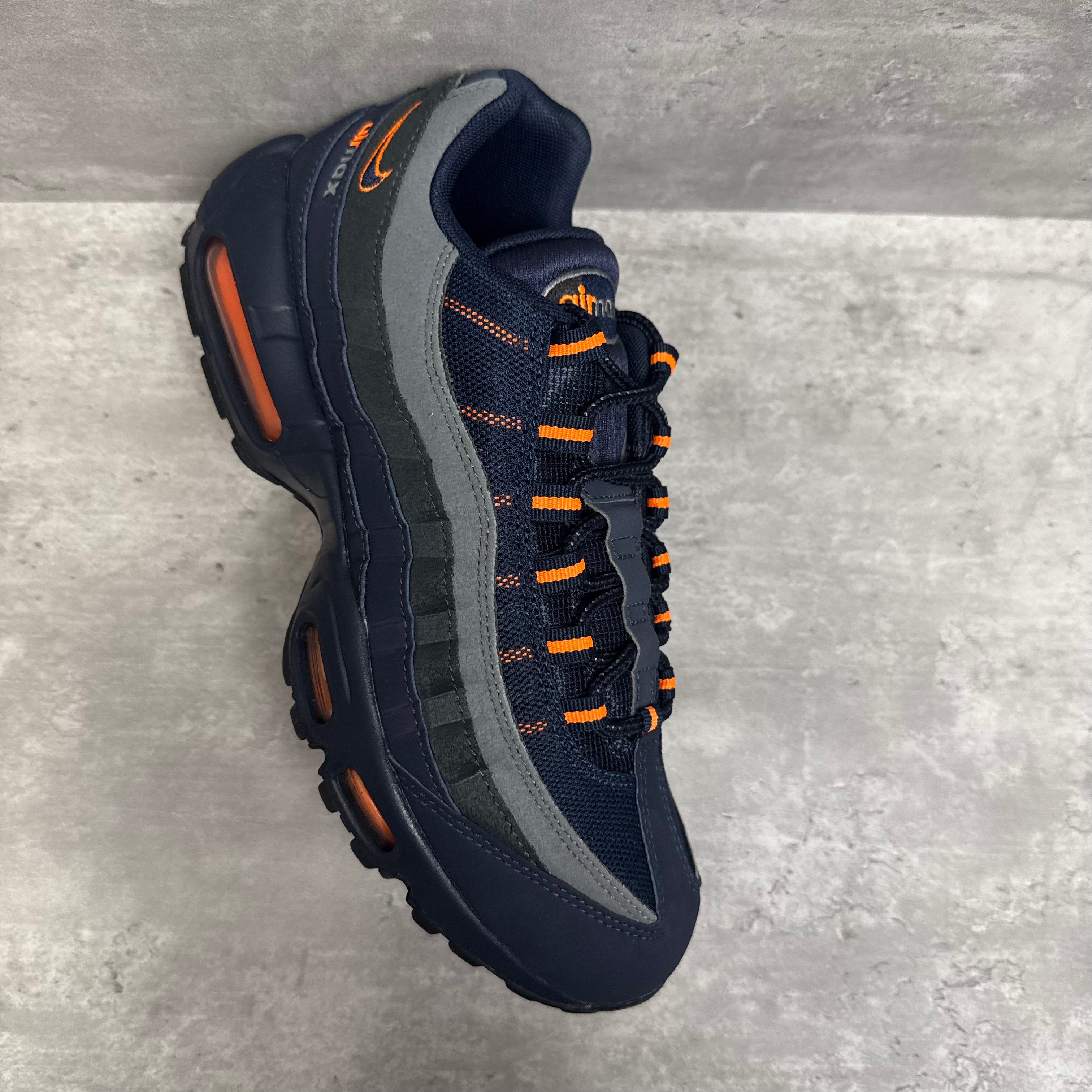 Nike Airmax 95 Retro Logo Navy - Cheshire Creps 