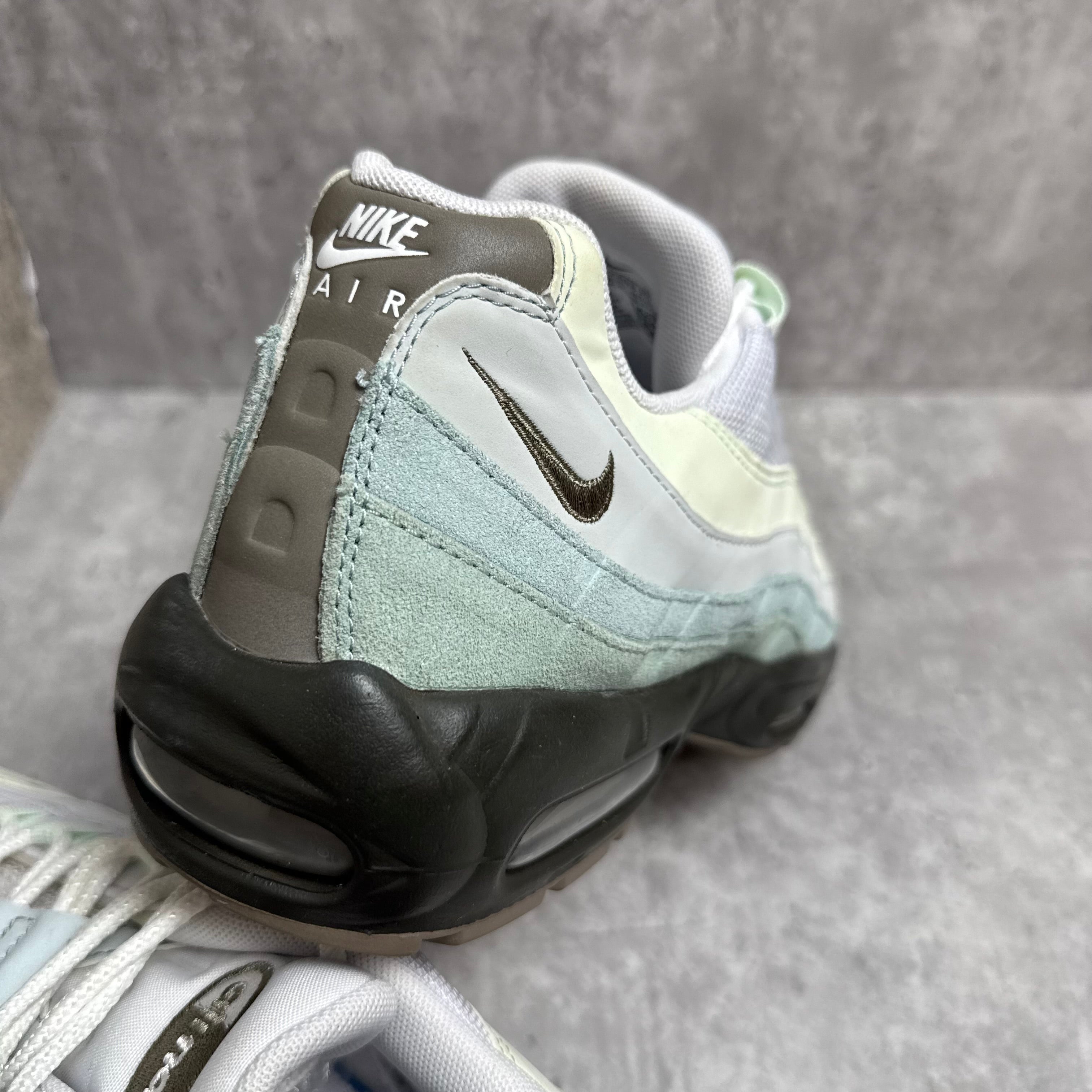 Nike Airmax 95 Sequoia - Cheshire Creps 