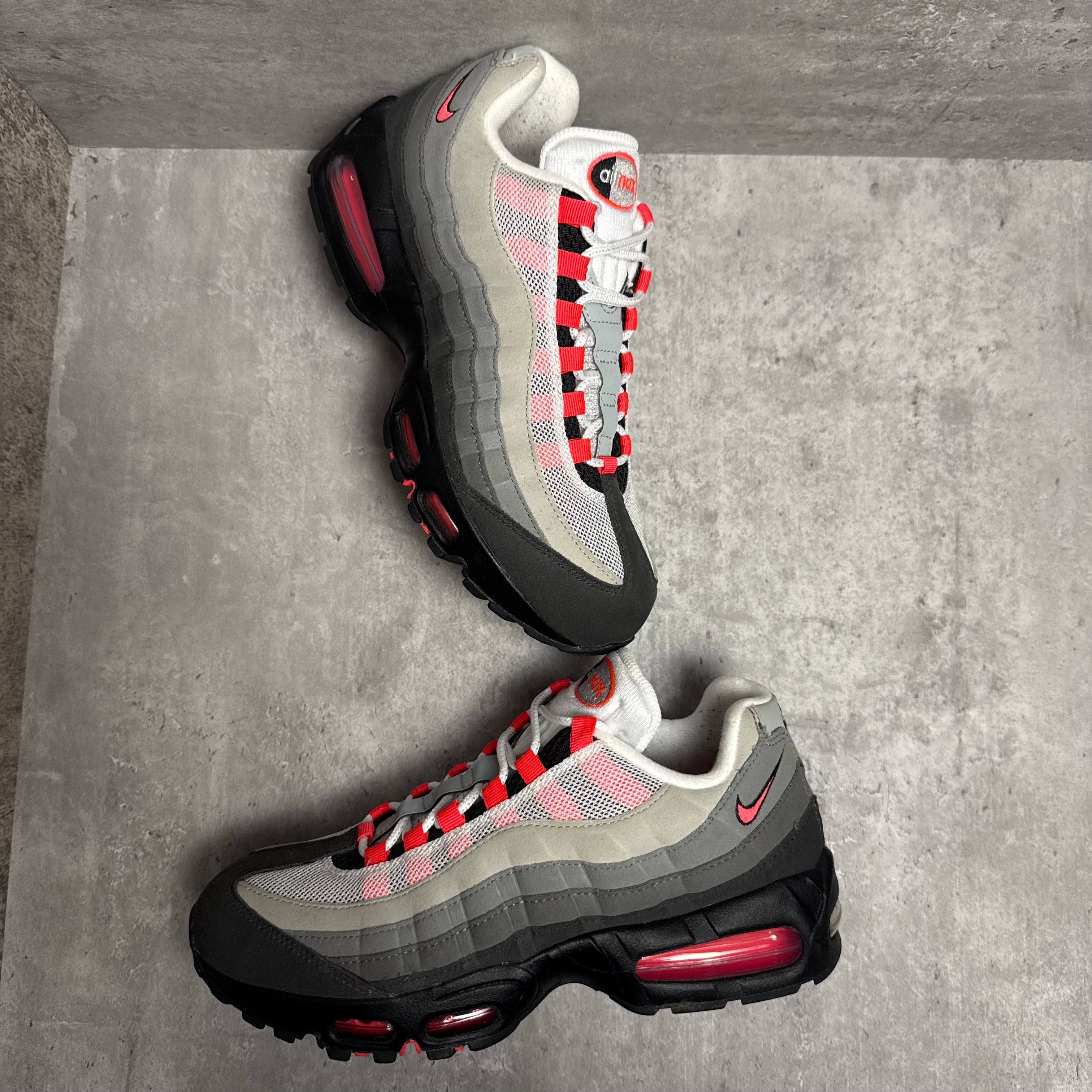 Nike Airmax 95 Solar Red - Cheshire Creps