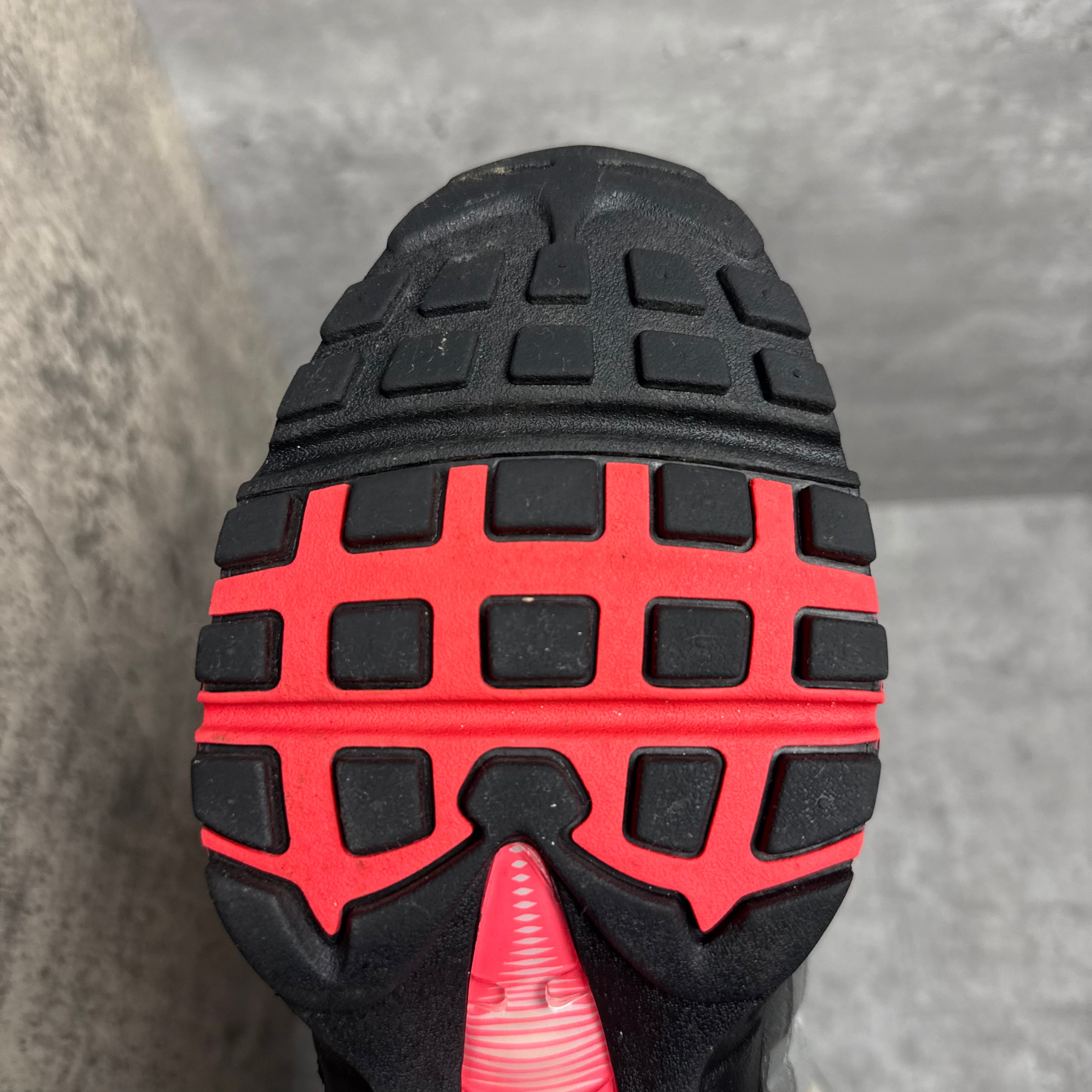 Nike Airmax 95 Solar Red - Cheshire Creps