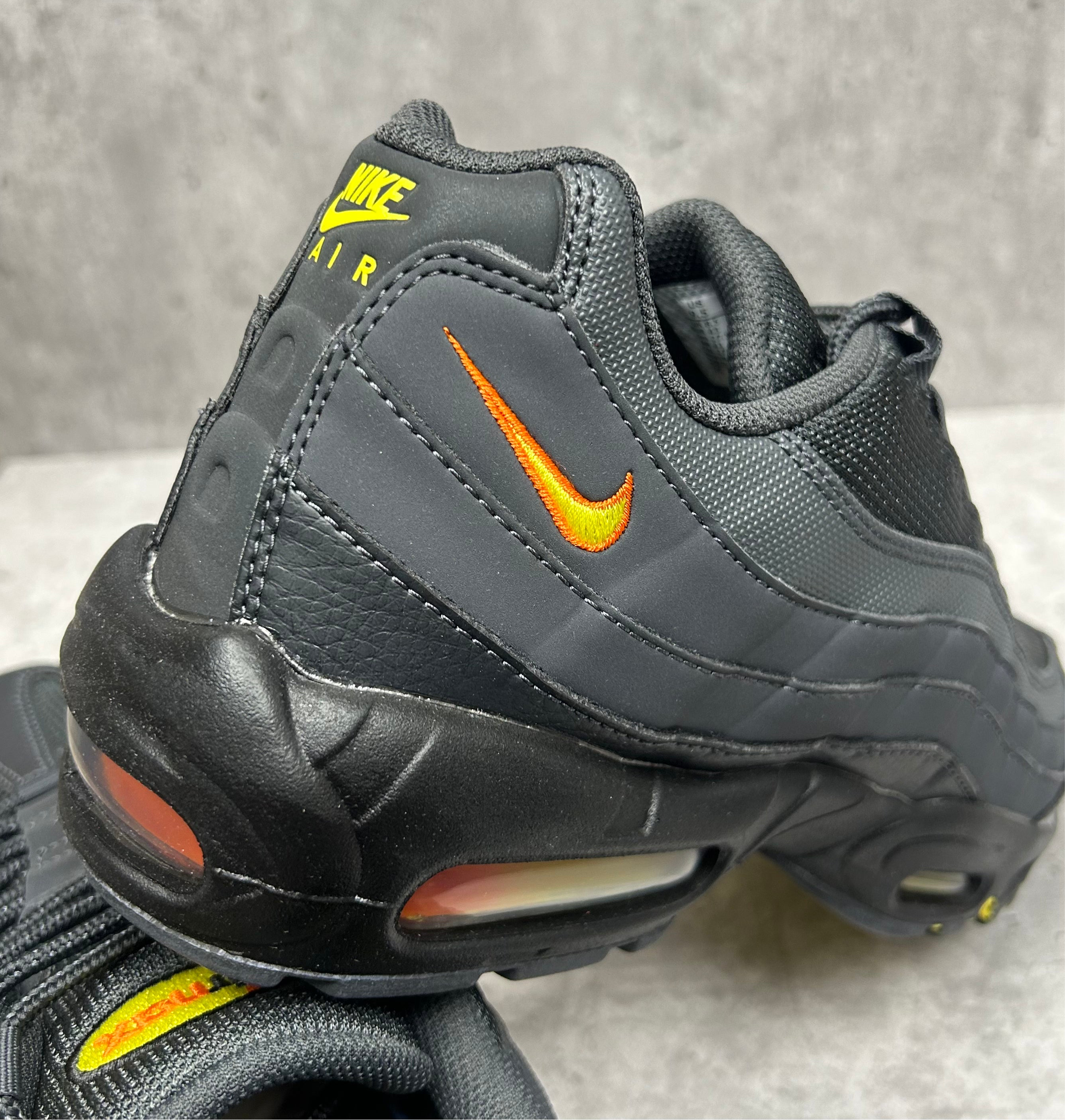 Nike Airmax 95 Sunset Gradient | FZ4626-001 Nike Airmax 95 Sunset Gradient | FZ4626-001