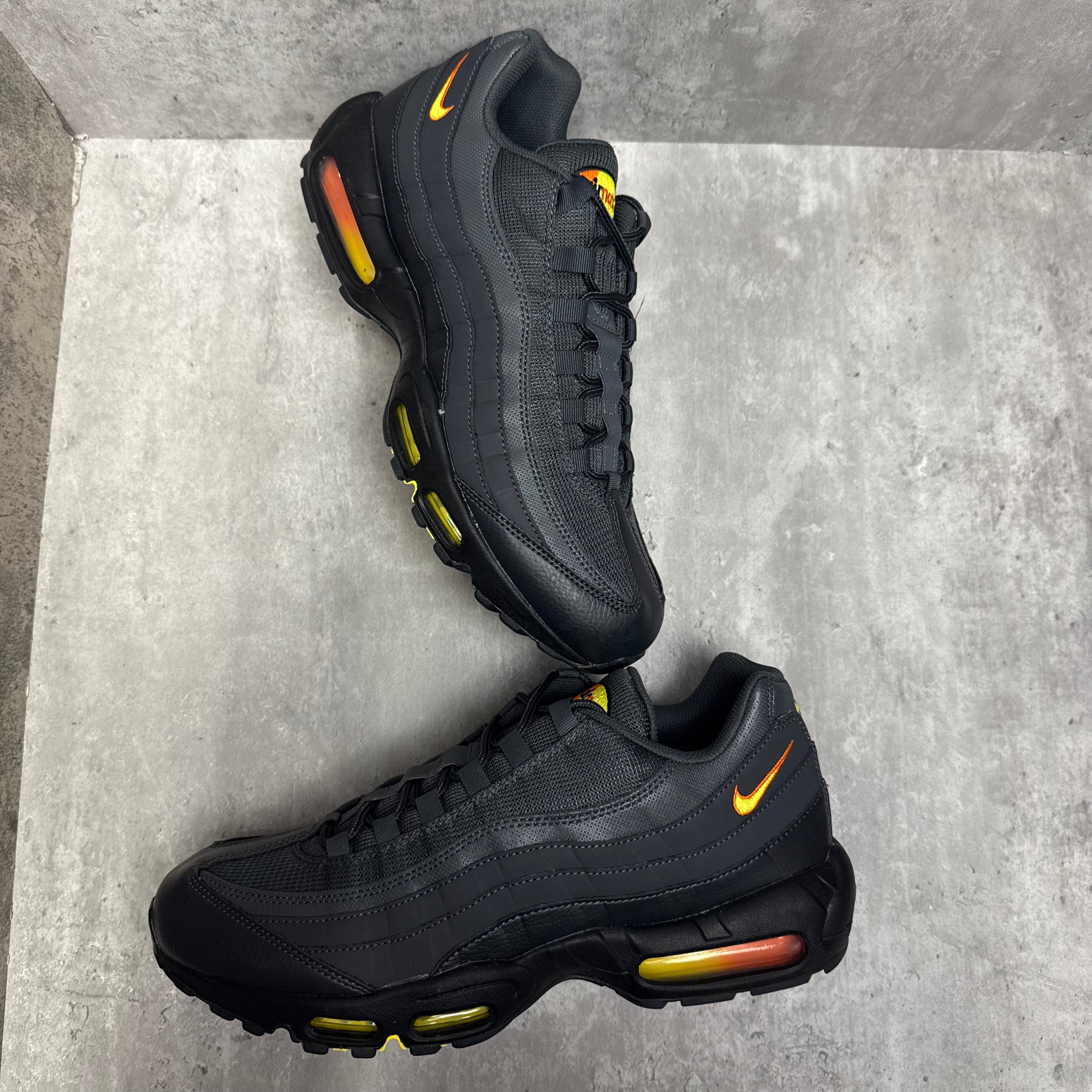 Nike Airmax 95 Sunset Gradient - Cheshire Creps 