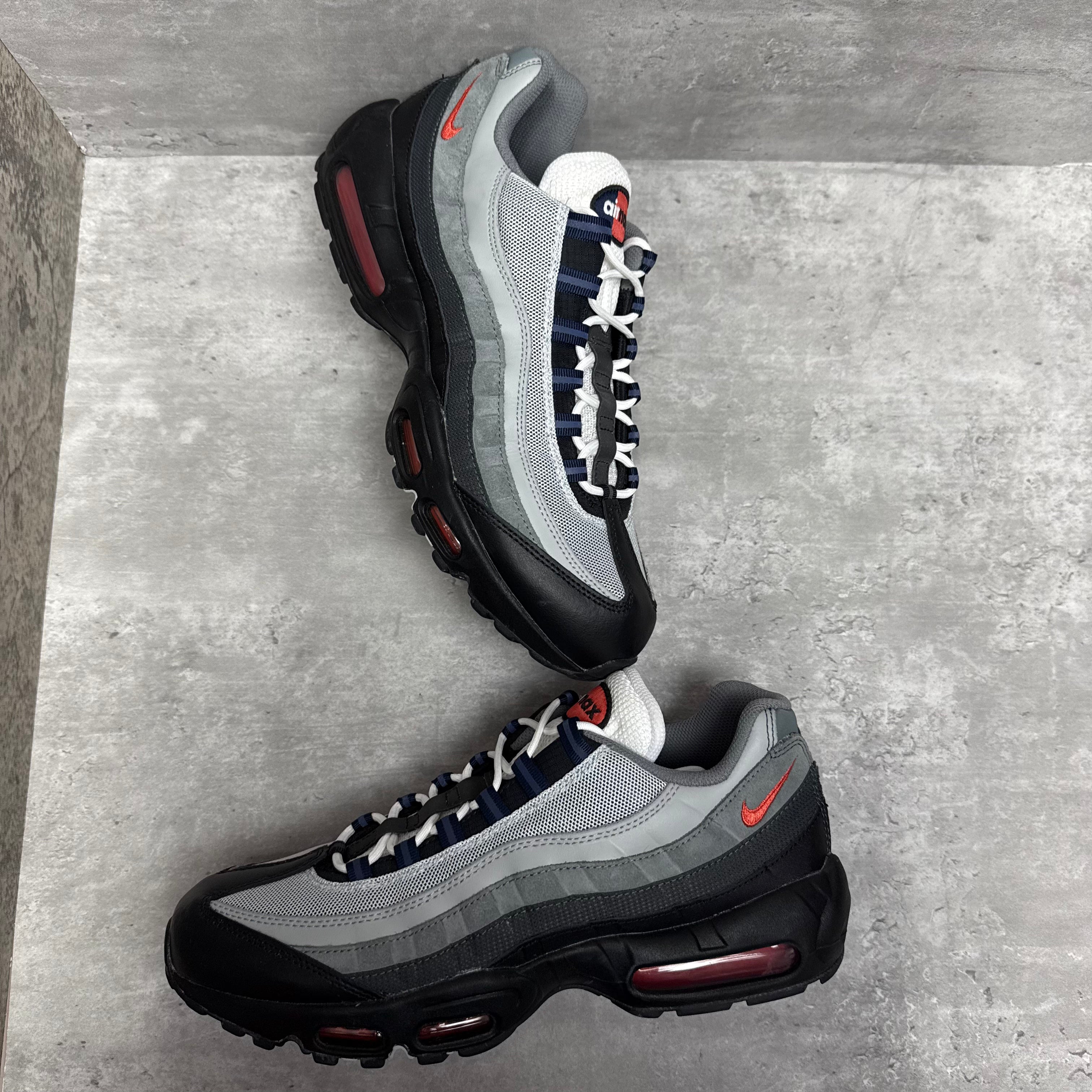 Nike Airmax 95 Track Red