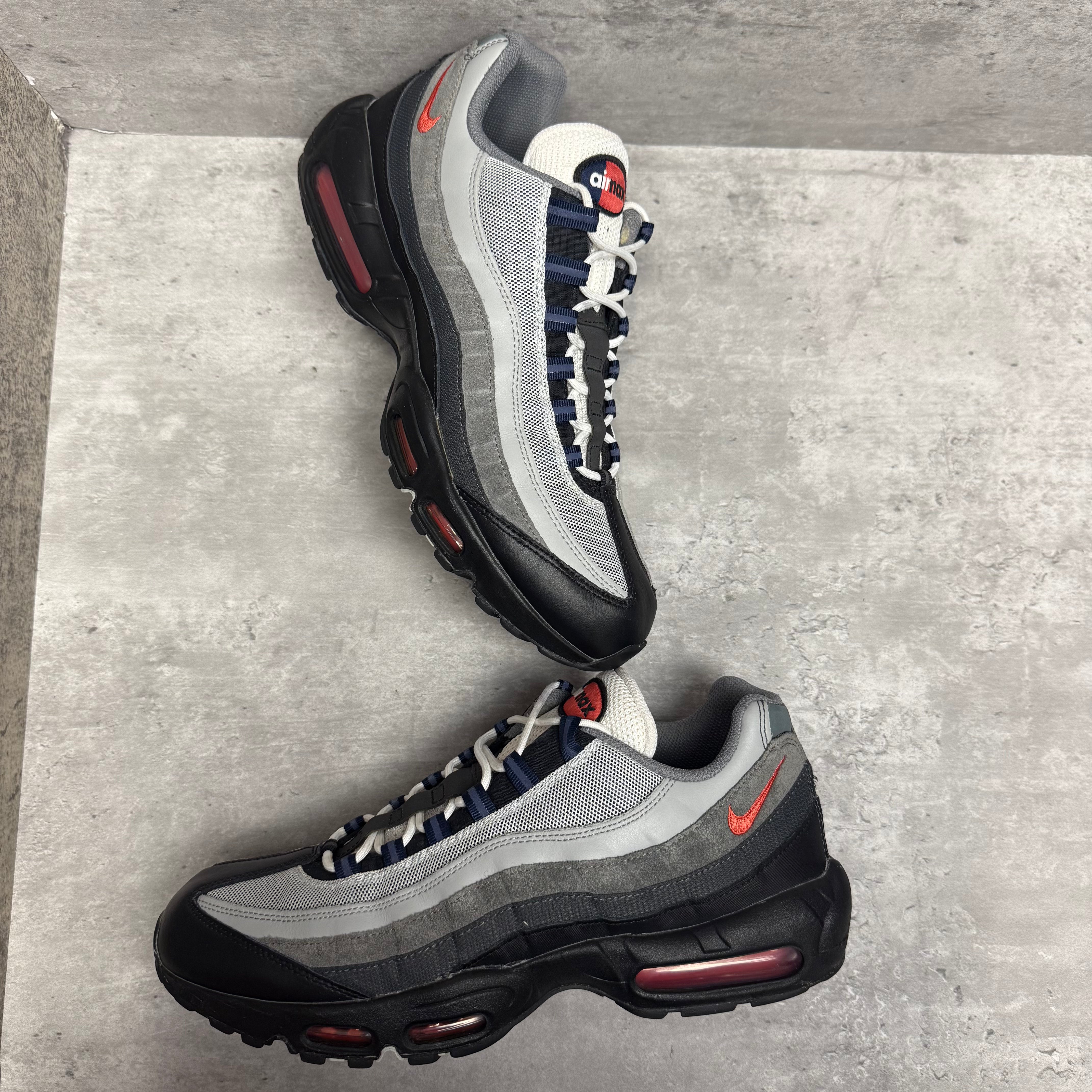 Nike Airmax 95 Track Red - Cheshire Creps 