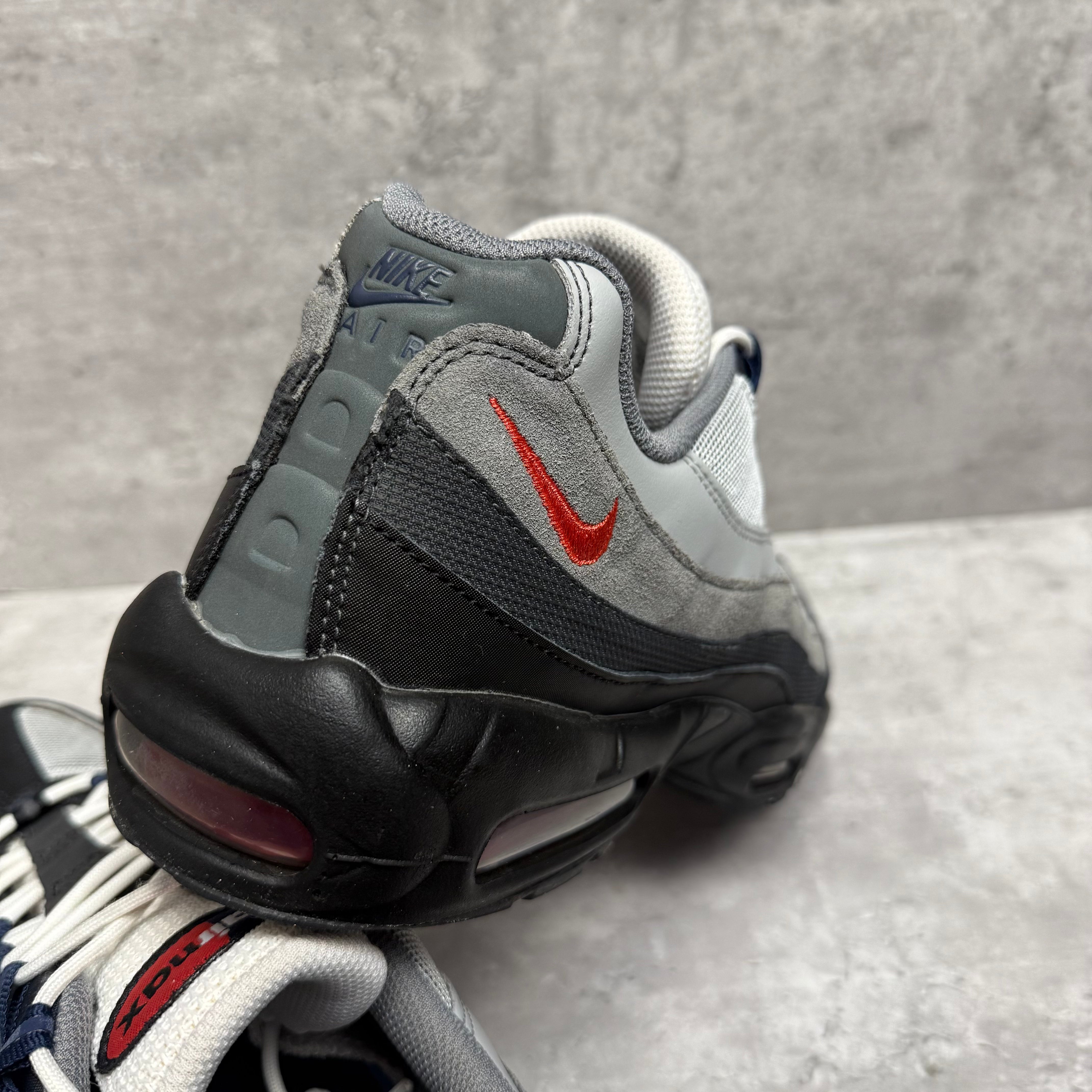 Nike Airmax 95 Track Red - Cheshire Creps 