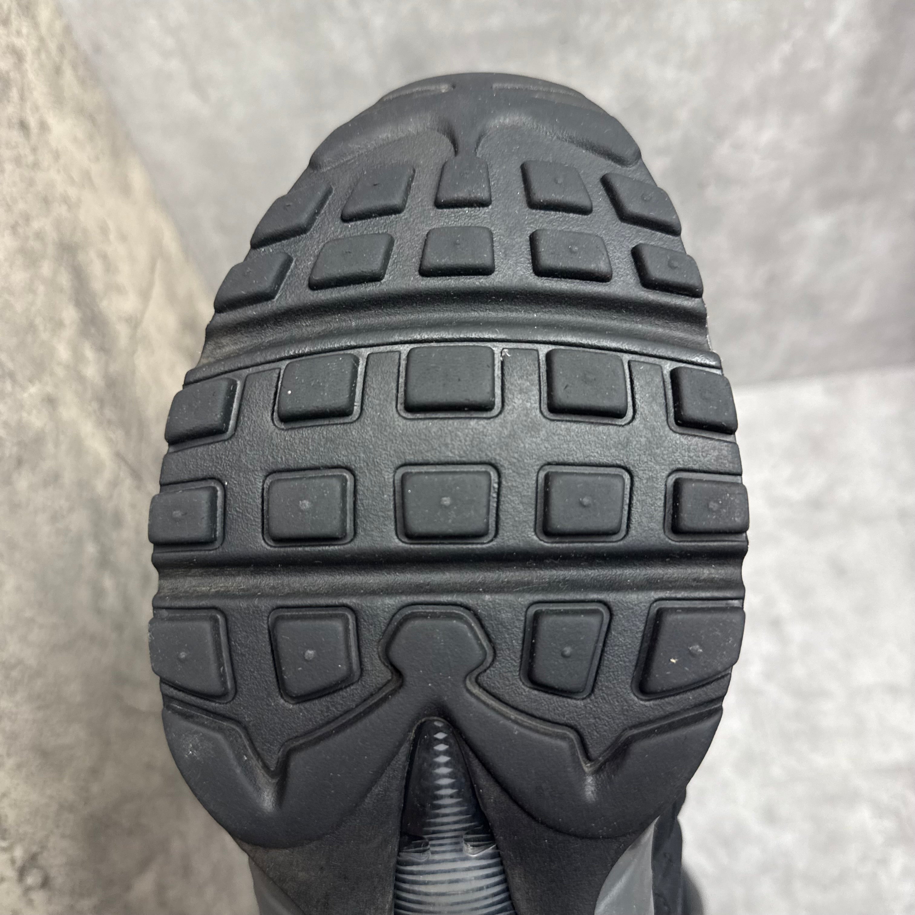 Nike Airmax 95 University Red Jewel - Cheshire Creps 