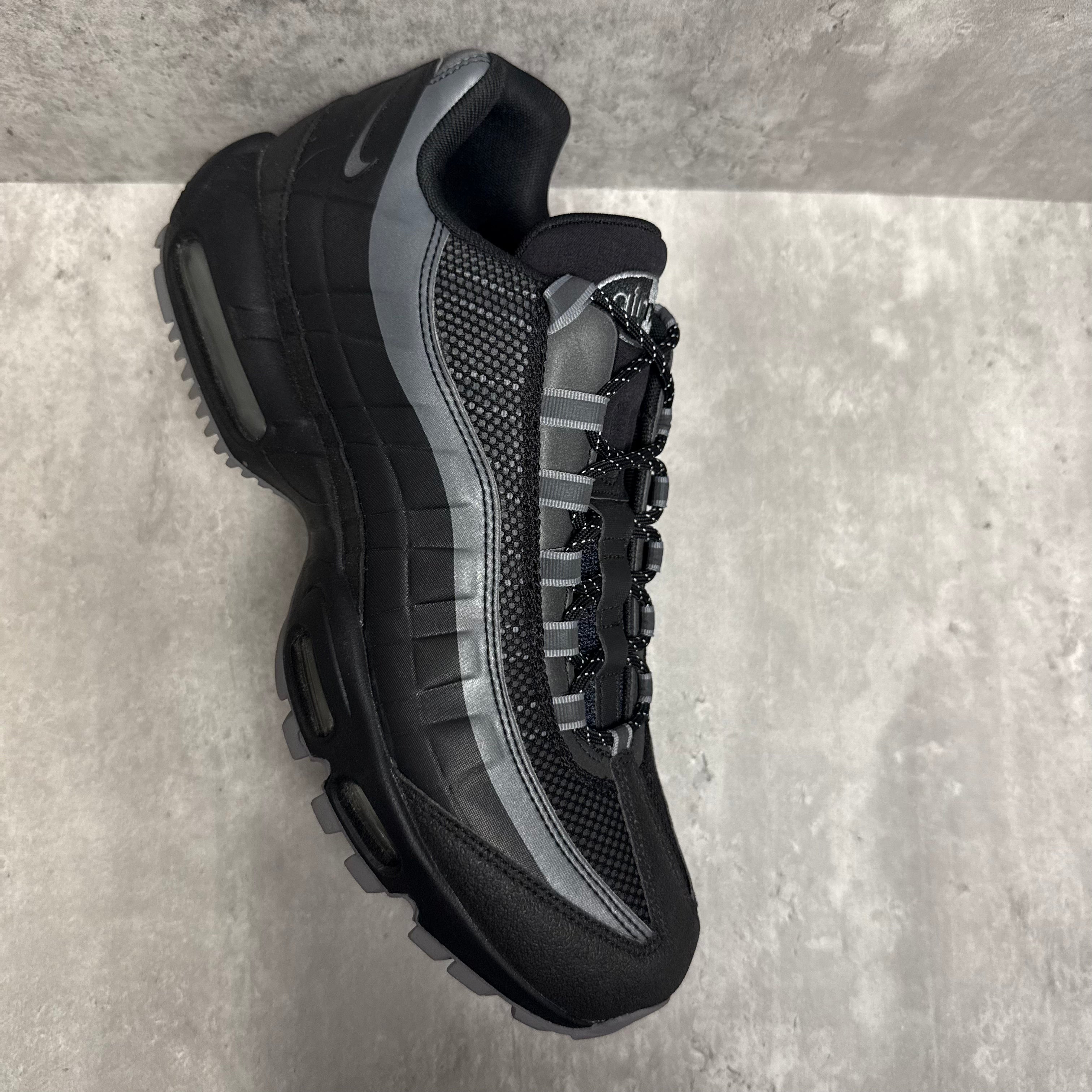Nike Airmax 95 Utility Black - Cheshire Creps 